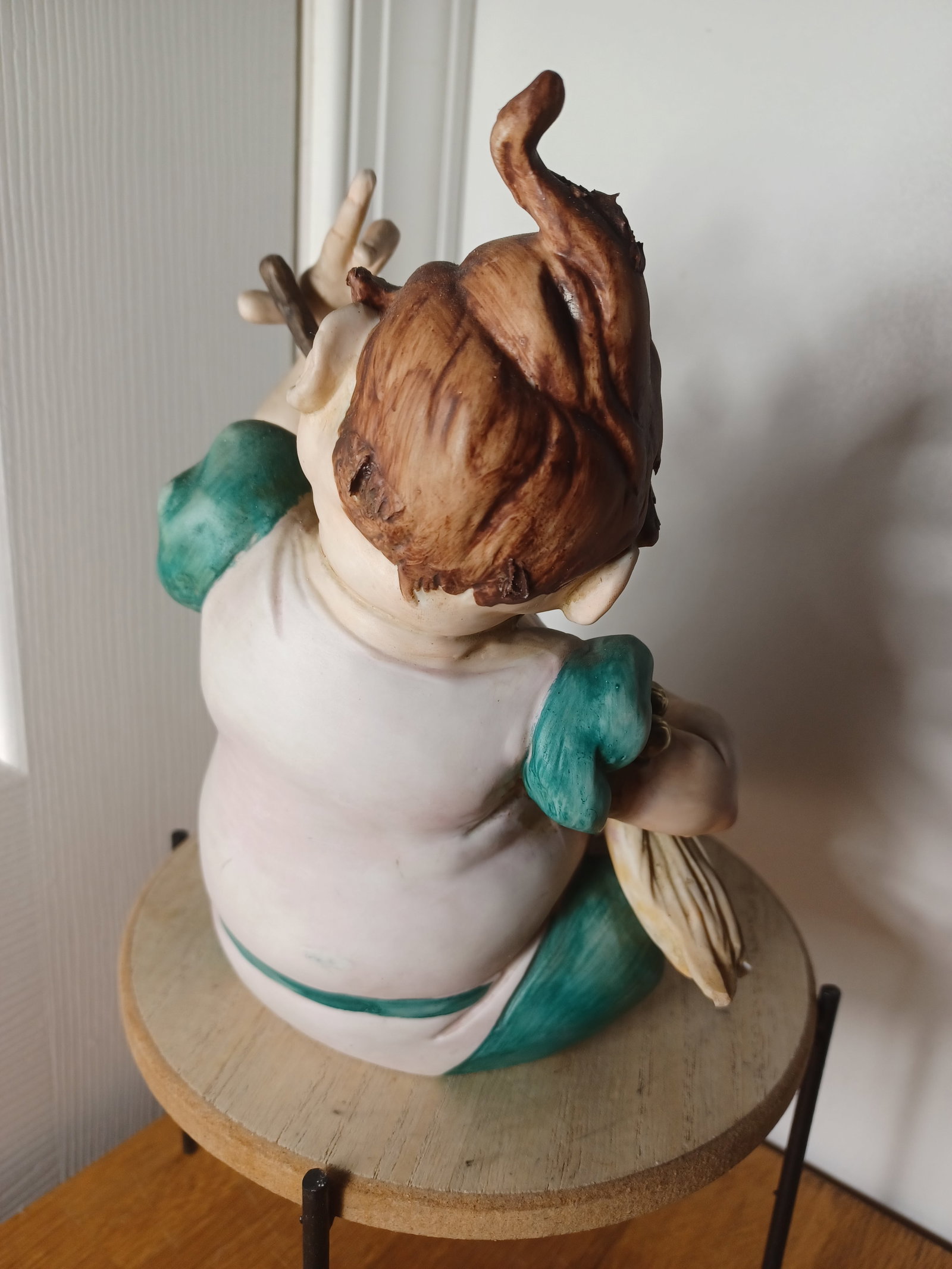 Vintage Capodimonte Giuseppe Cappe Figure / Condition Issue as seen - 7