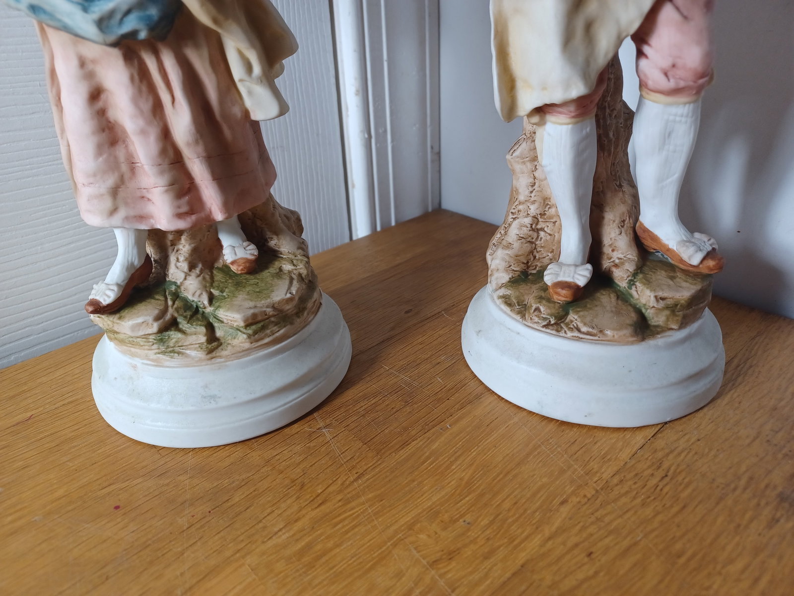 Pair of Figurines / Andrea by Sadek - 5