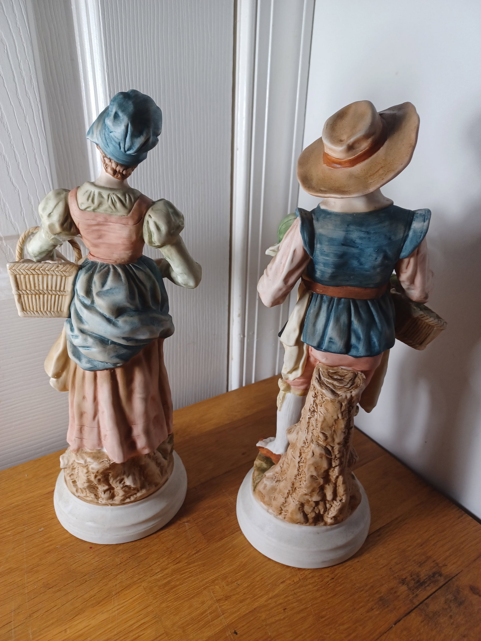 Pair of Figurines / Andrea by Sadek - 7