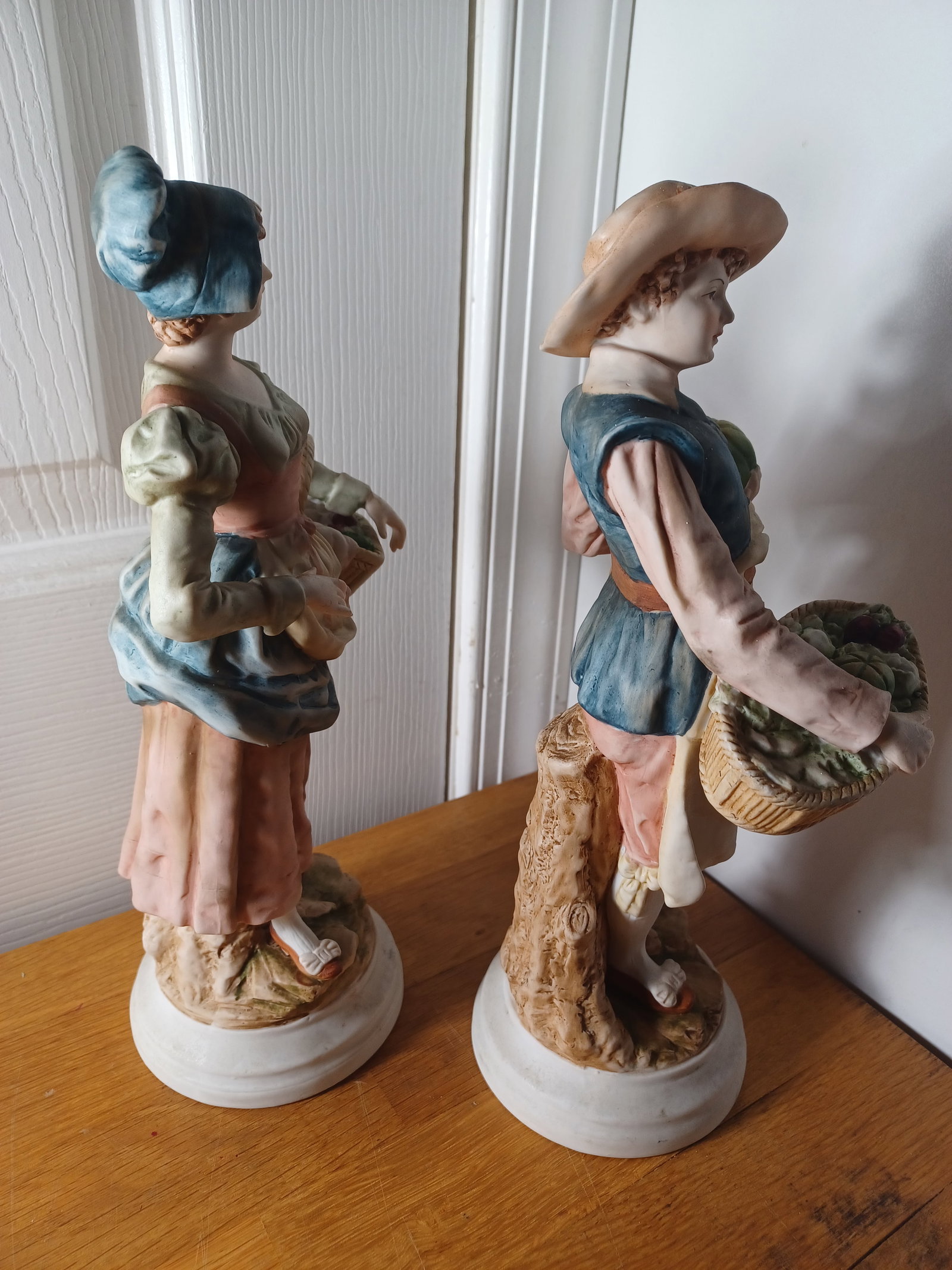 Pair of Figurines / Andrea by Sadek - 8