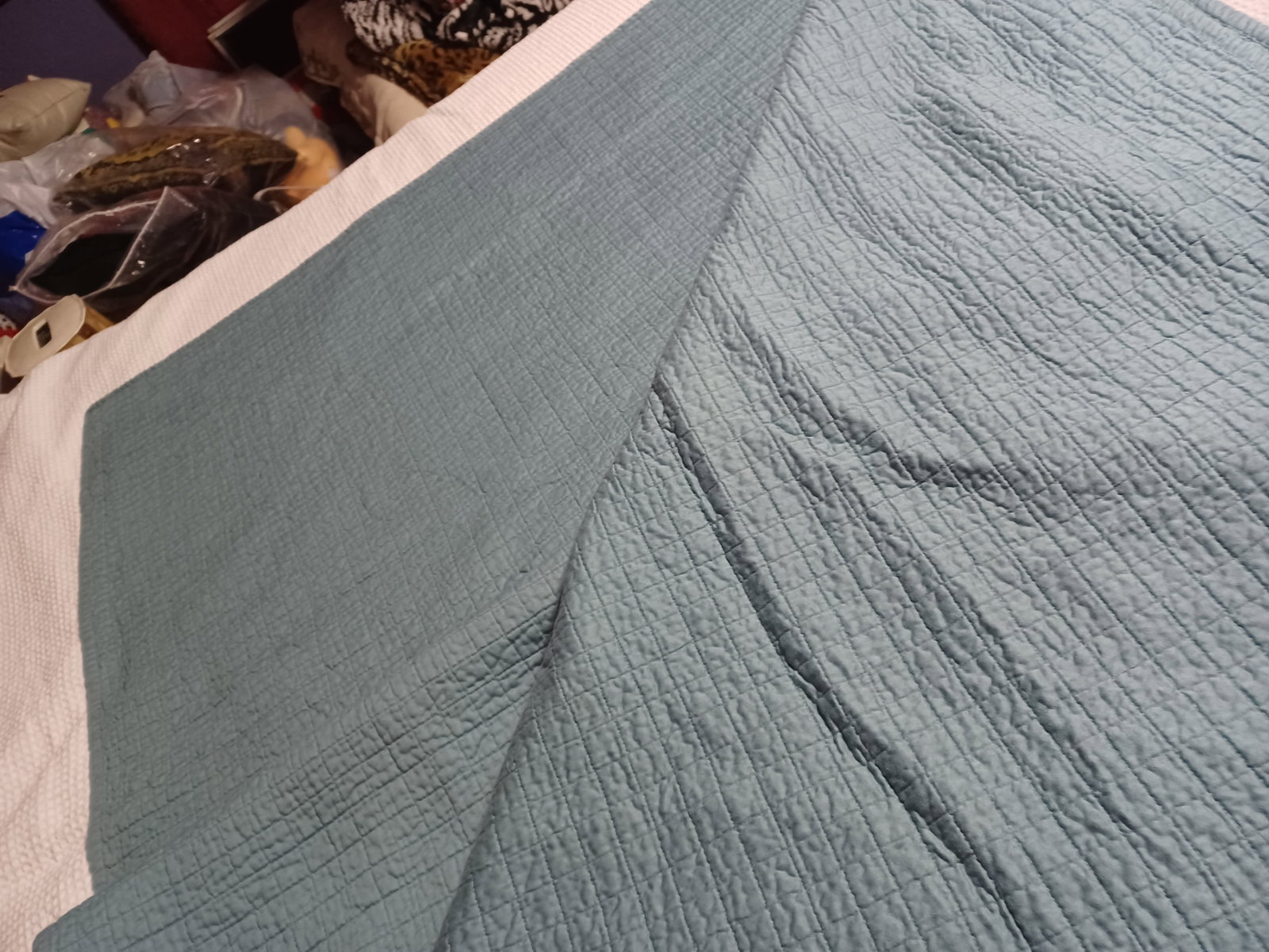 Quilted Bead Spread with 2 Sham Covers / 92 x 102 - 6