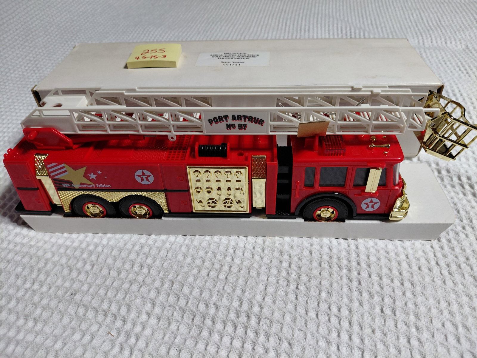 1997 Texaco Tower Fire Truck in Original Box (1 of 5)