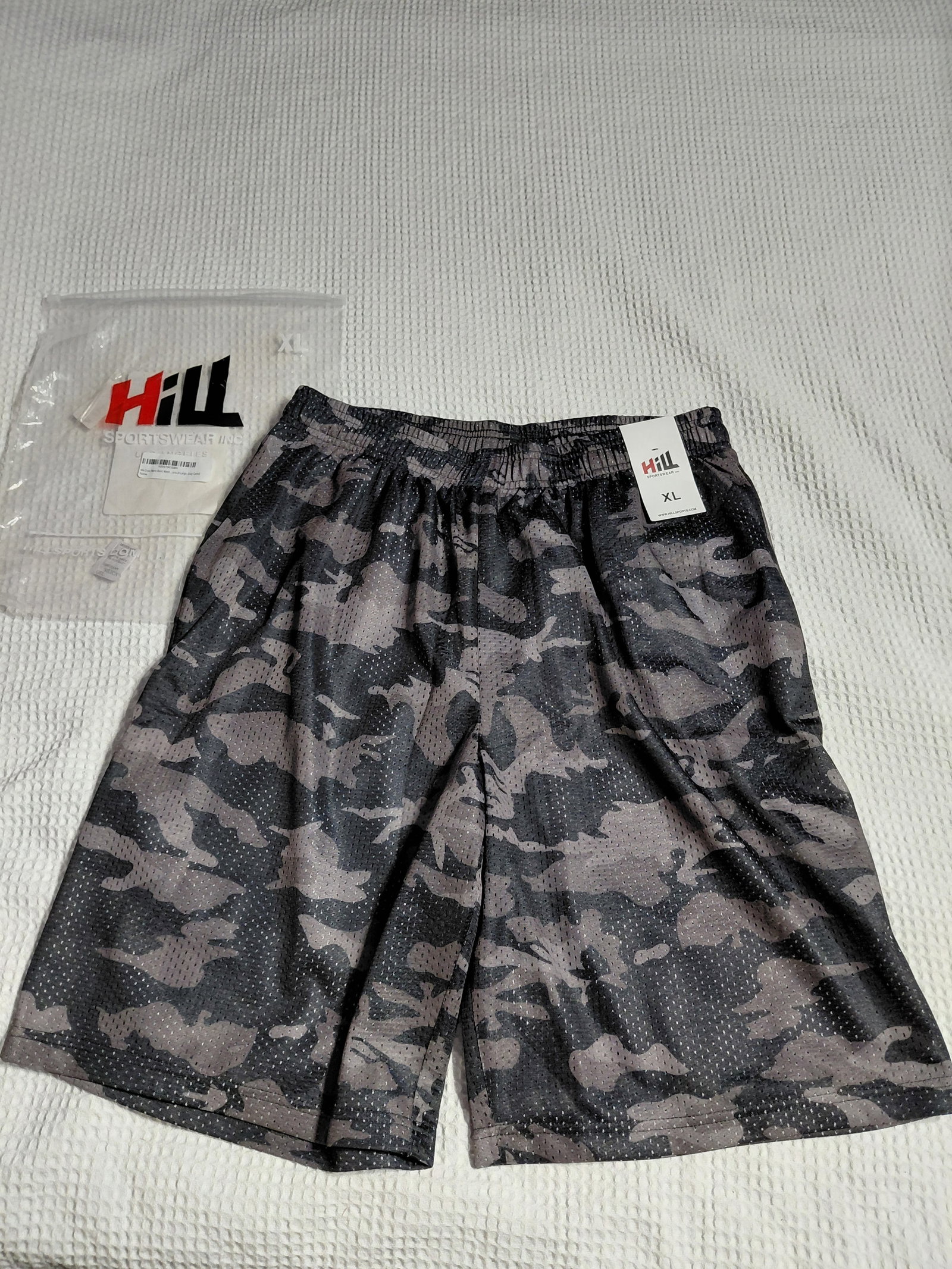 NEW XL Mesh Sports Shorts / Gray Camo (1 of 11)