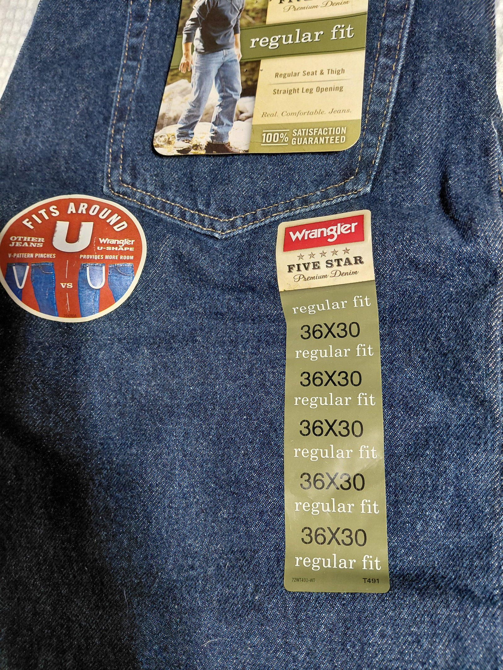 NEW Wrangler Mens Denim Blue Jeans / 36x30 / Regular Fit - 4