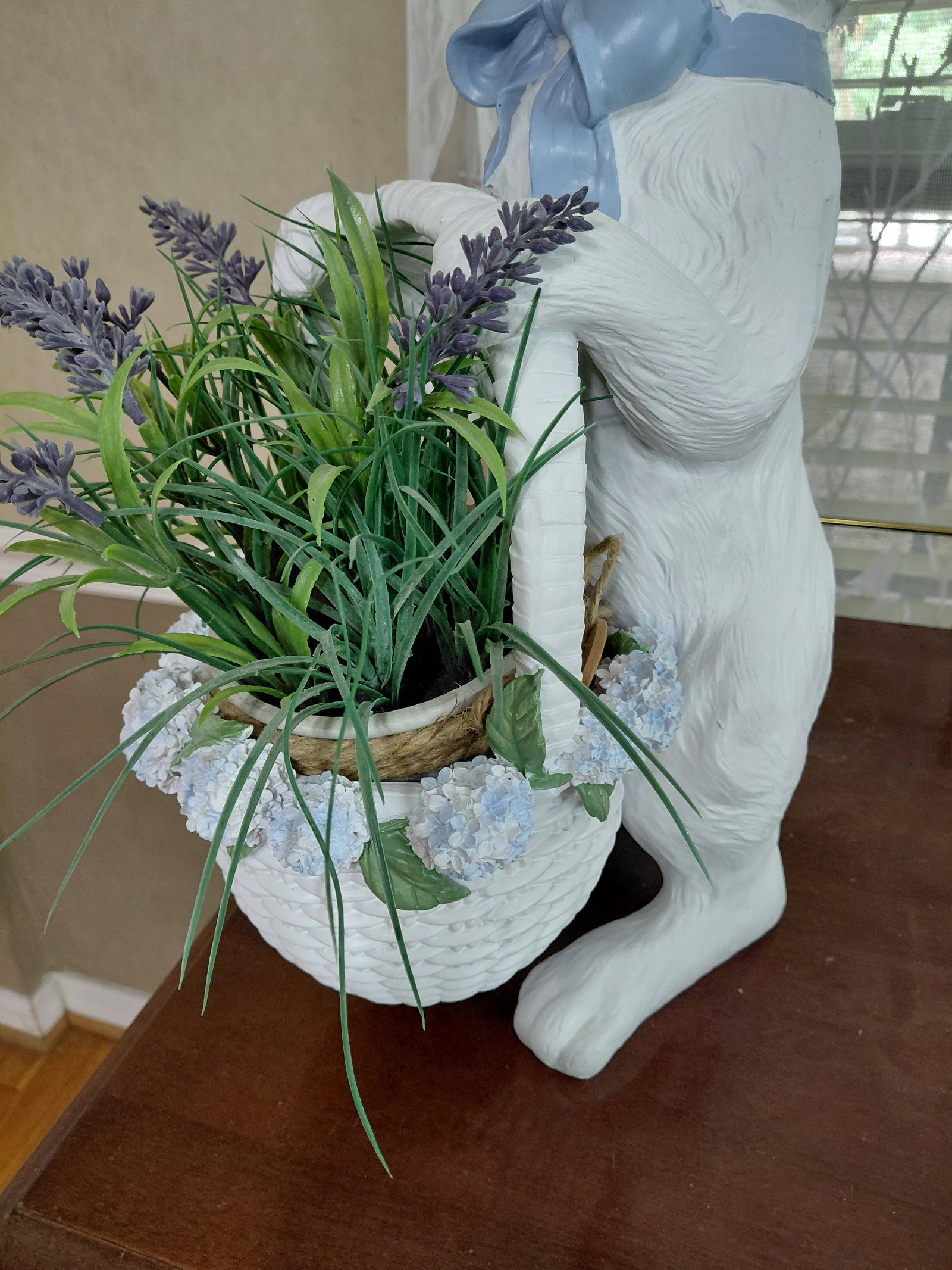 Large Resin Bunny Rabbit Statue with Basket - 4