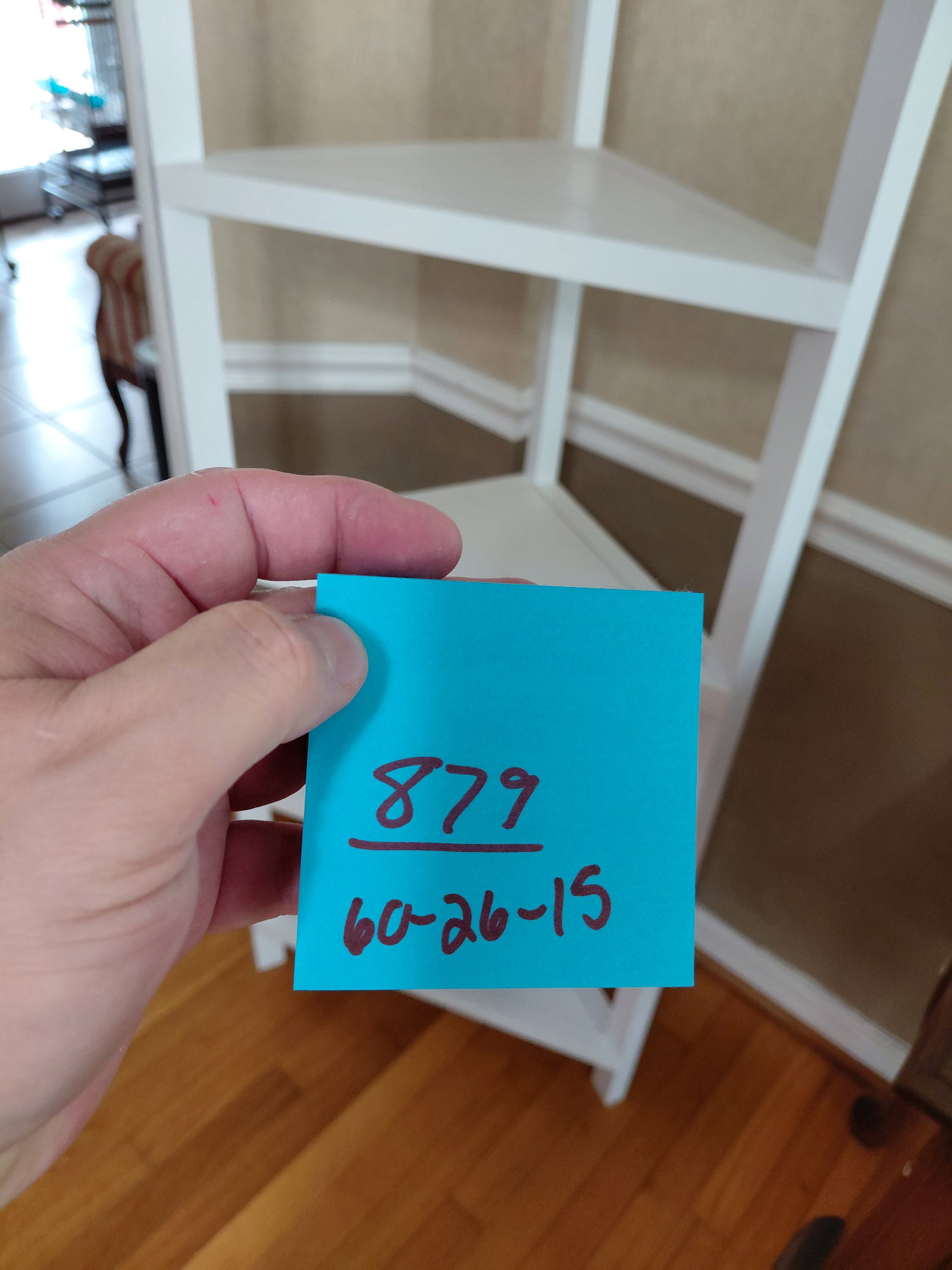 White Corner Shelf / Like New - 2
