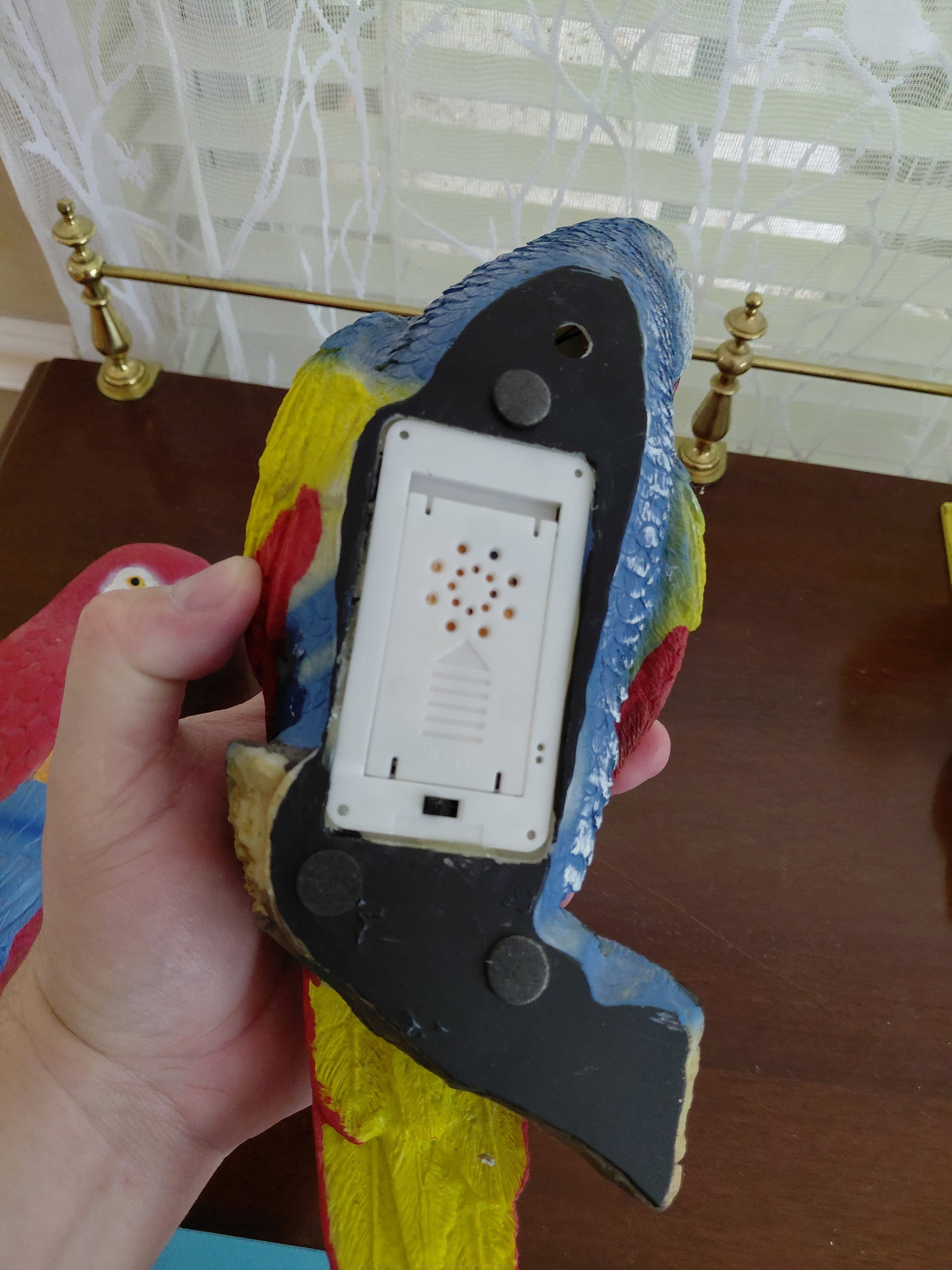 Pair of Wall Figure Parrots / One is motion sensor and untested - 6