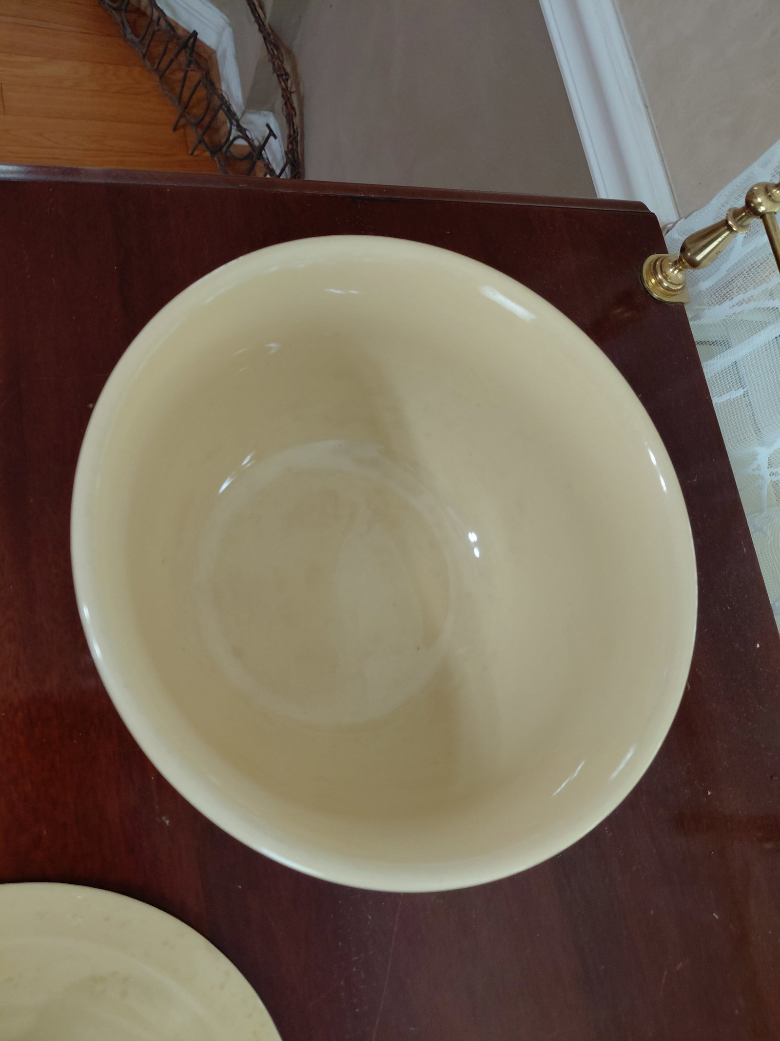 Vintage Pottery Bowl with Lid / As seen - 7