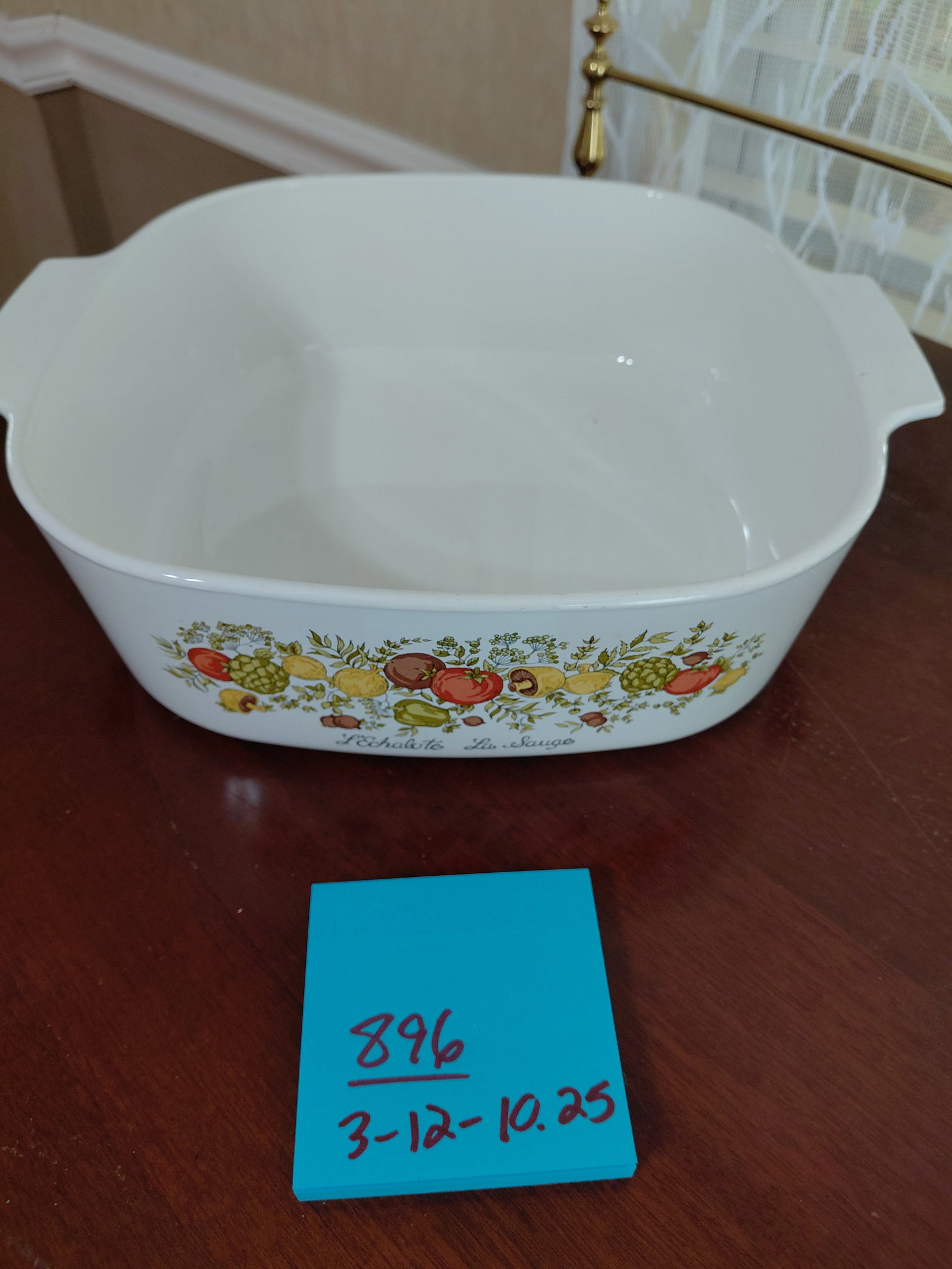 Corning Ware A-84_B / 4 Quart Casserole - 2