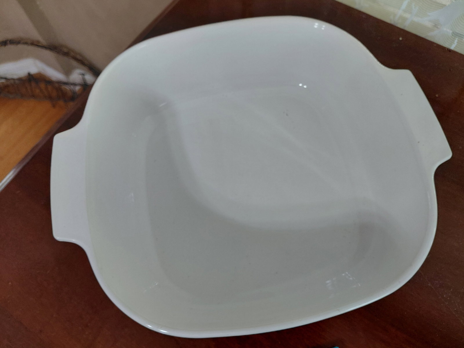 Corning Ware A-84_B / 4 Quart Casserole - 3