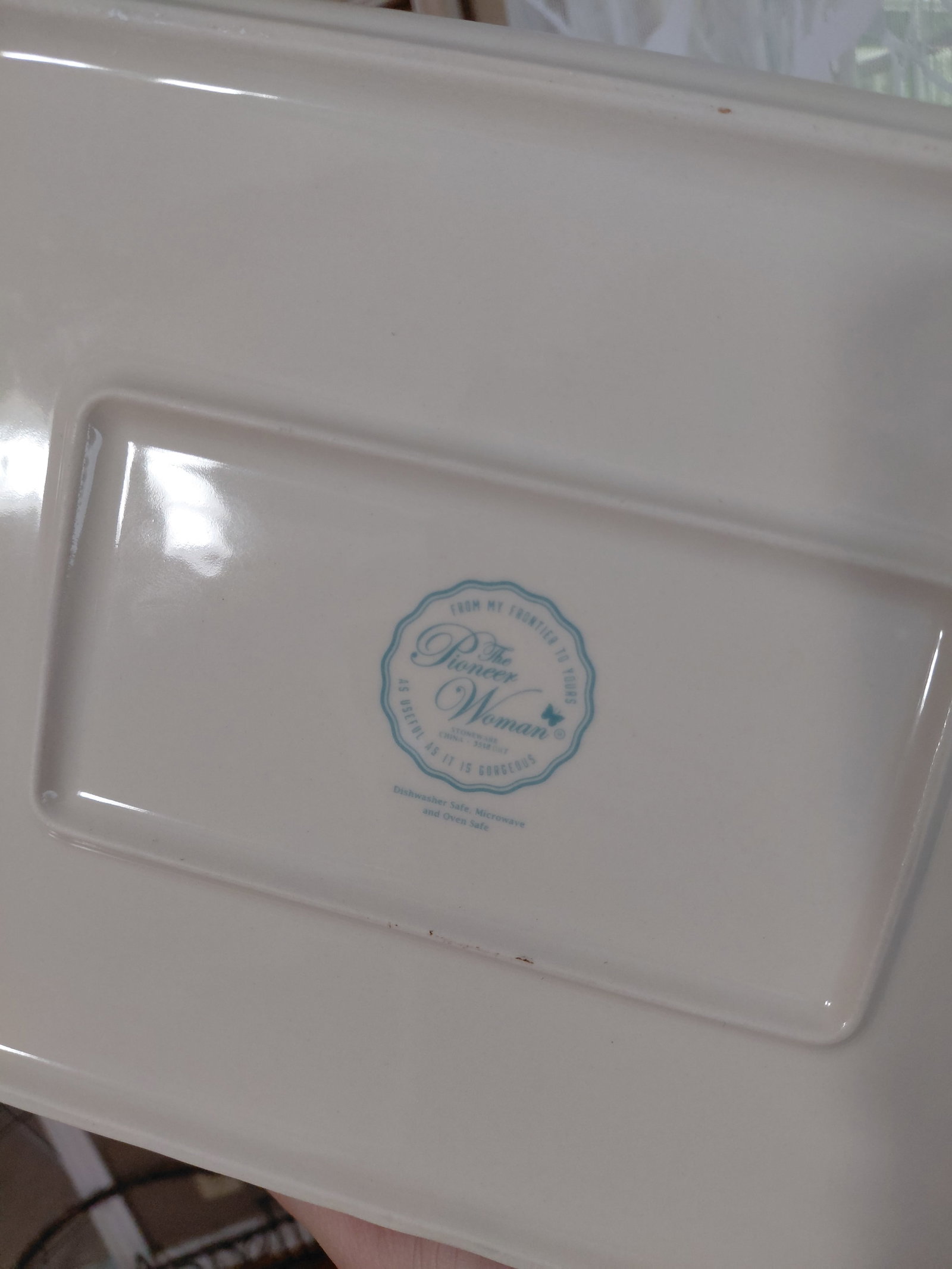 NEW Never Used Pioneer Woman Baking Dish with Lid - 7