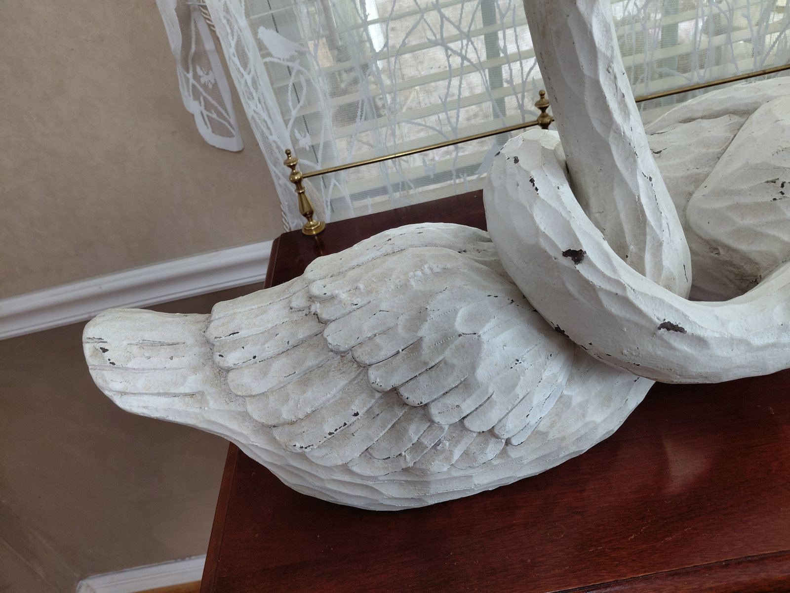 Beautiful Pair of Ceramic Lover Swans / Distressed Finish / No visible cracks or chips - 5