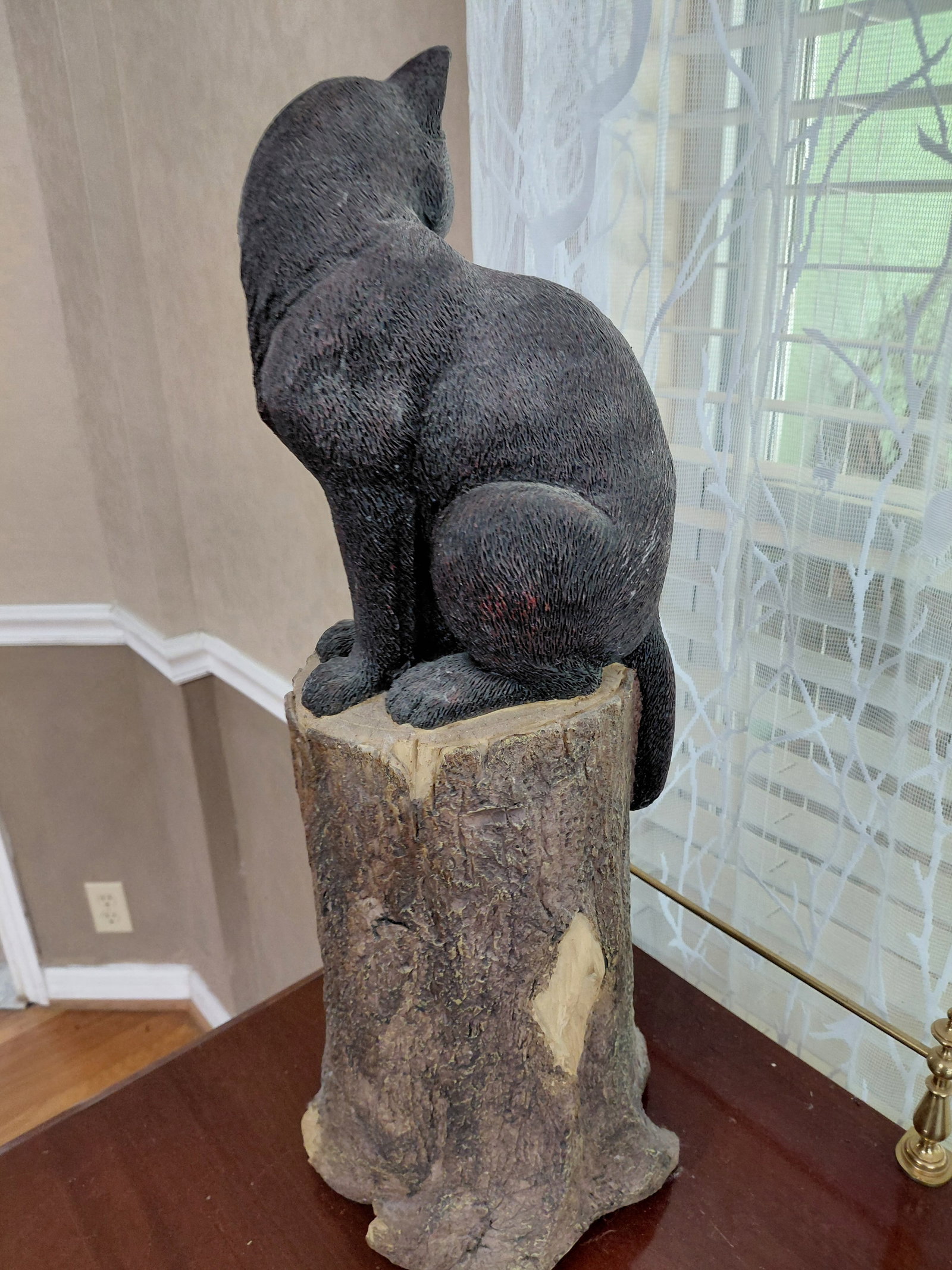 Large Cat and Mouse on Stump Statue / Resin / Condition Issue as seen - 7