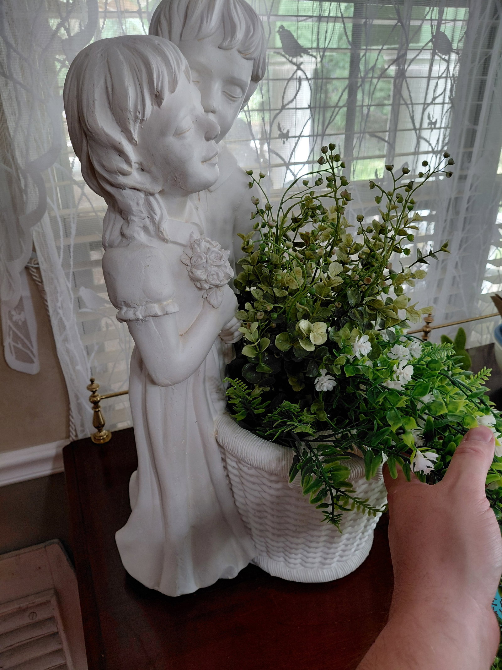Unique Large Ceramic Statue Planter / Couple with Basket / No visible chips or cracks - 4