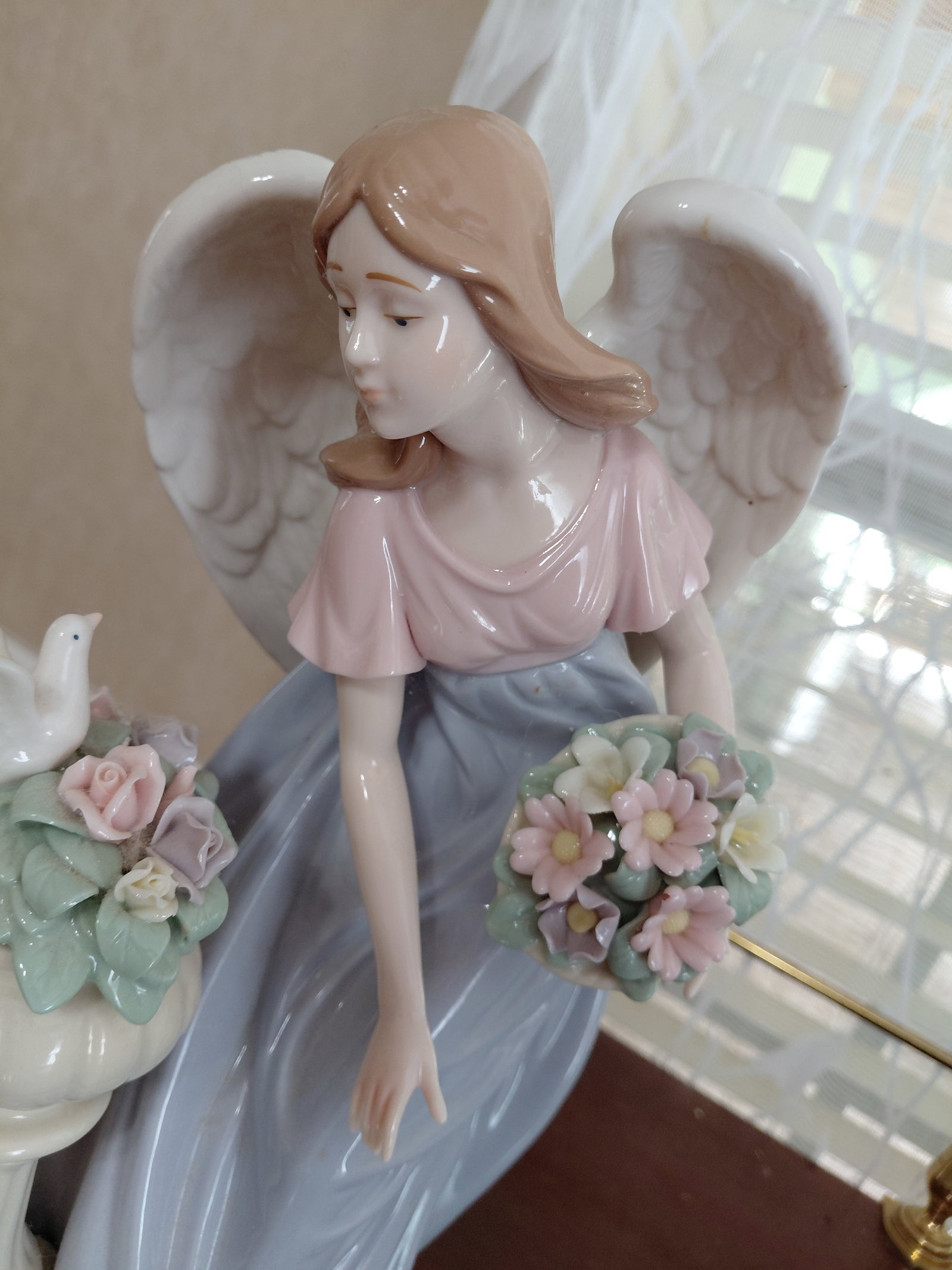 Beautiful Porcelain Angel Statue - 3