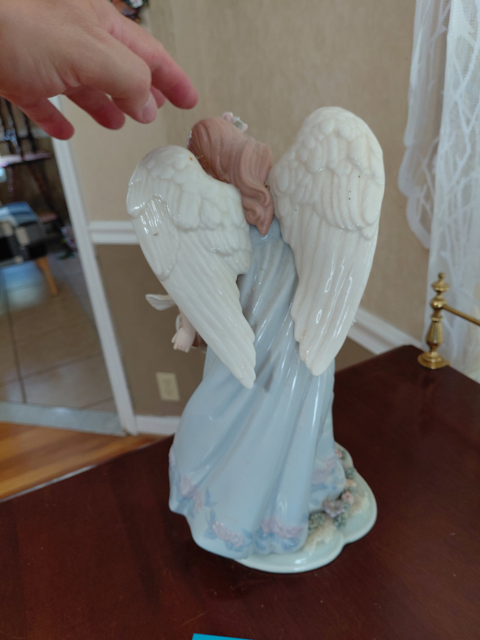Beautiful Porcelain Angel Statue - 7