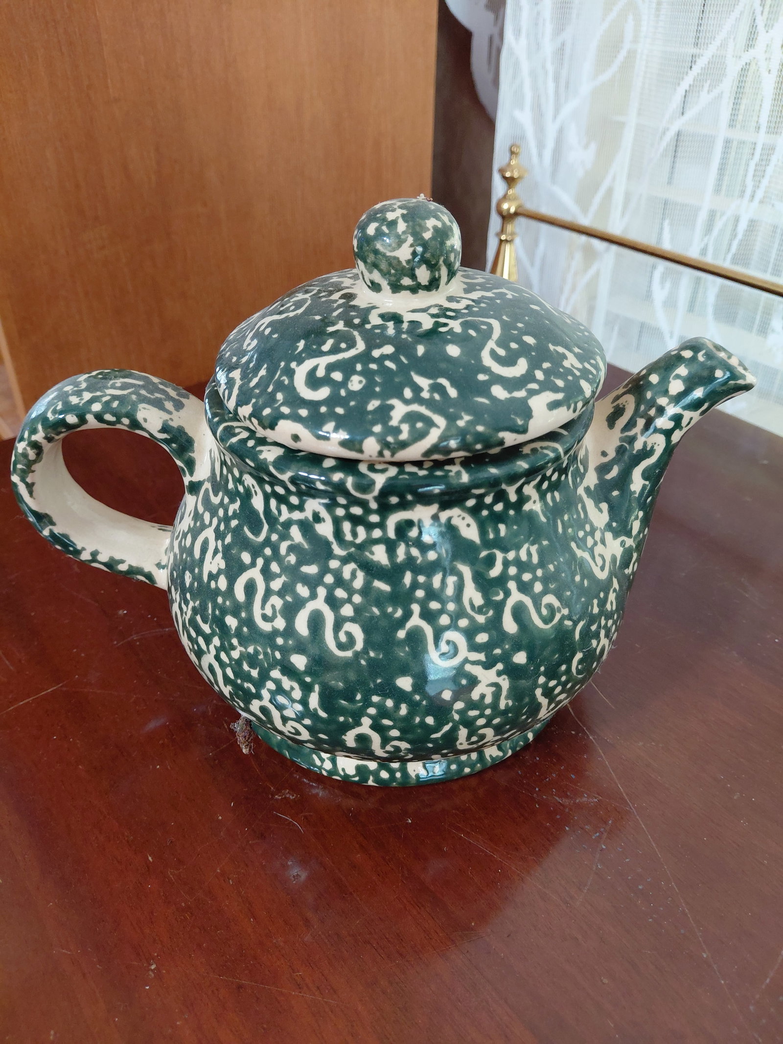 Spongeware Style Tea Pot with Apple - 4