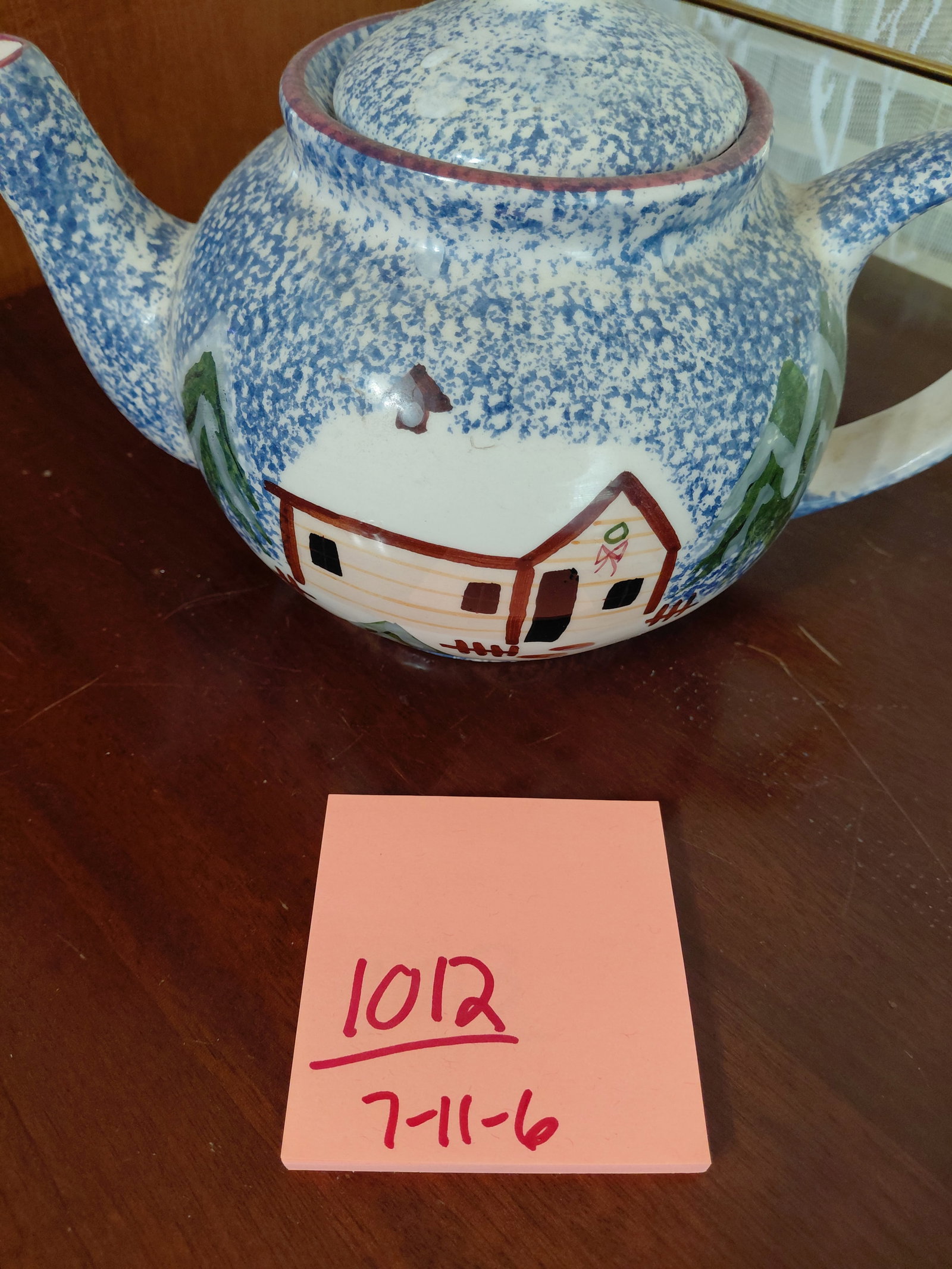 Spongeware Style Tea Pot with Cabin - 2