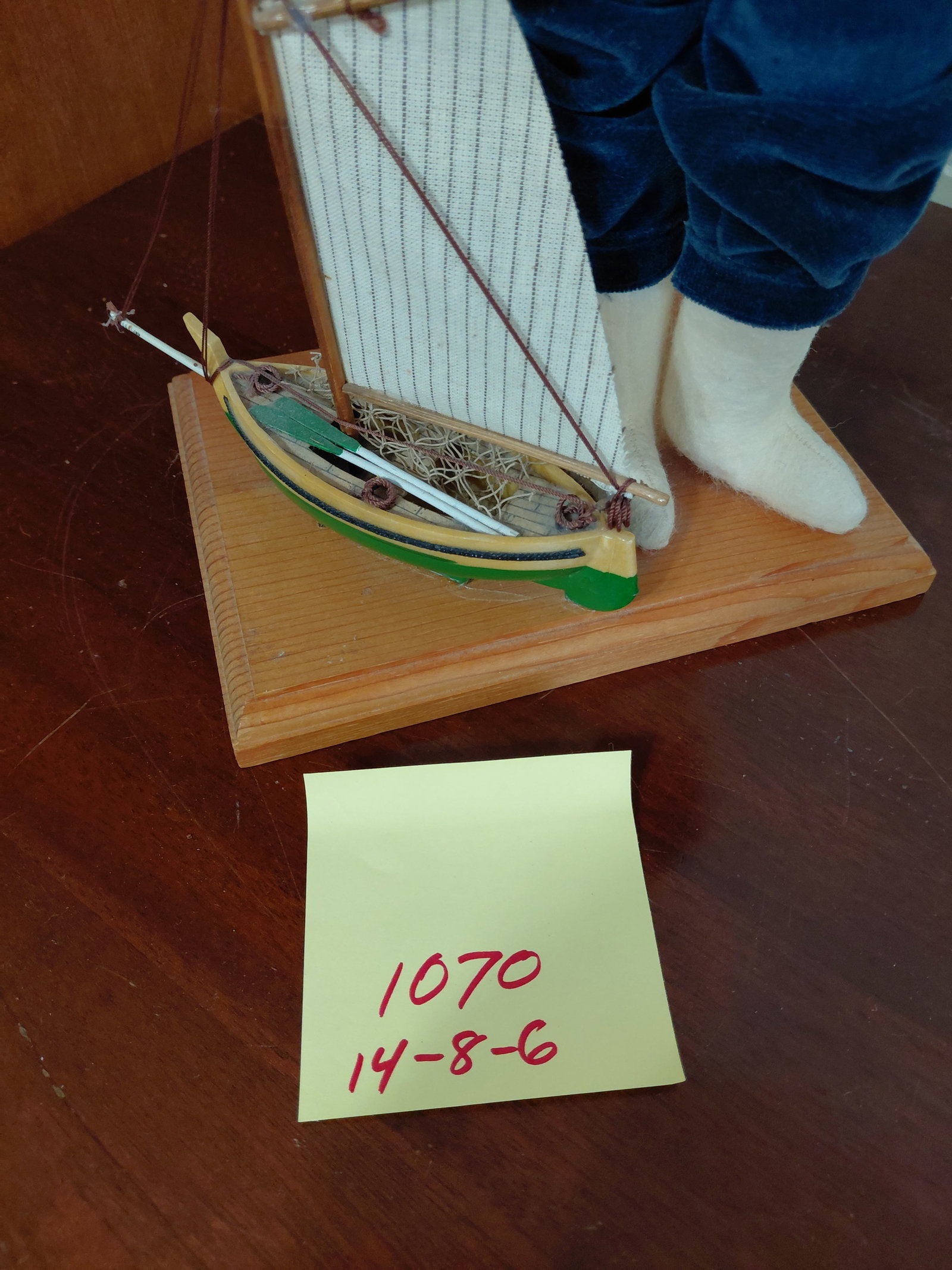 Girl with Sailboat Statue Art Piece / Mats by Irene Horiuclie 1989 - 2
