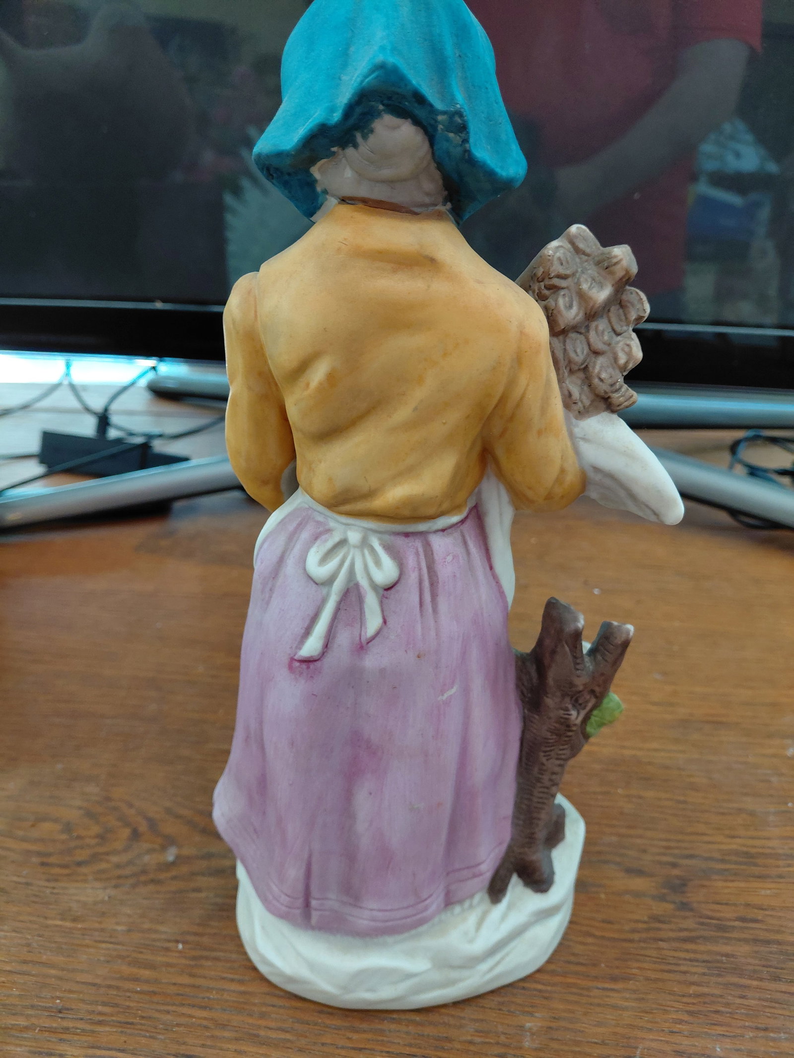 Large Porcelain Statue Woman with Dog - 4