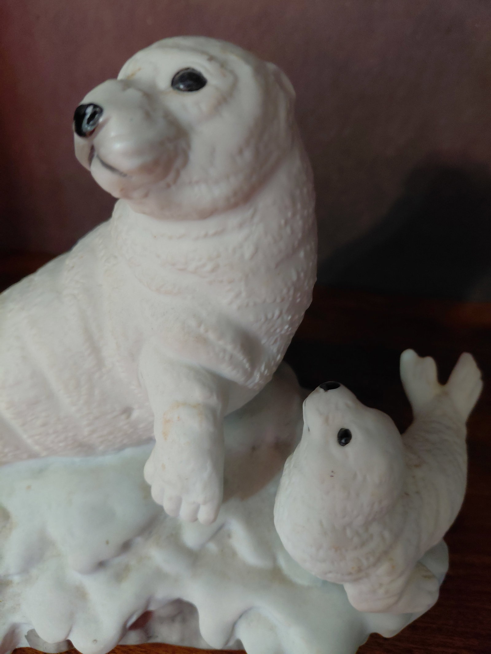 Large Porcelain Sea Lion & Pup - 4