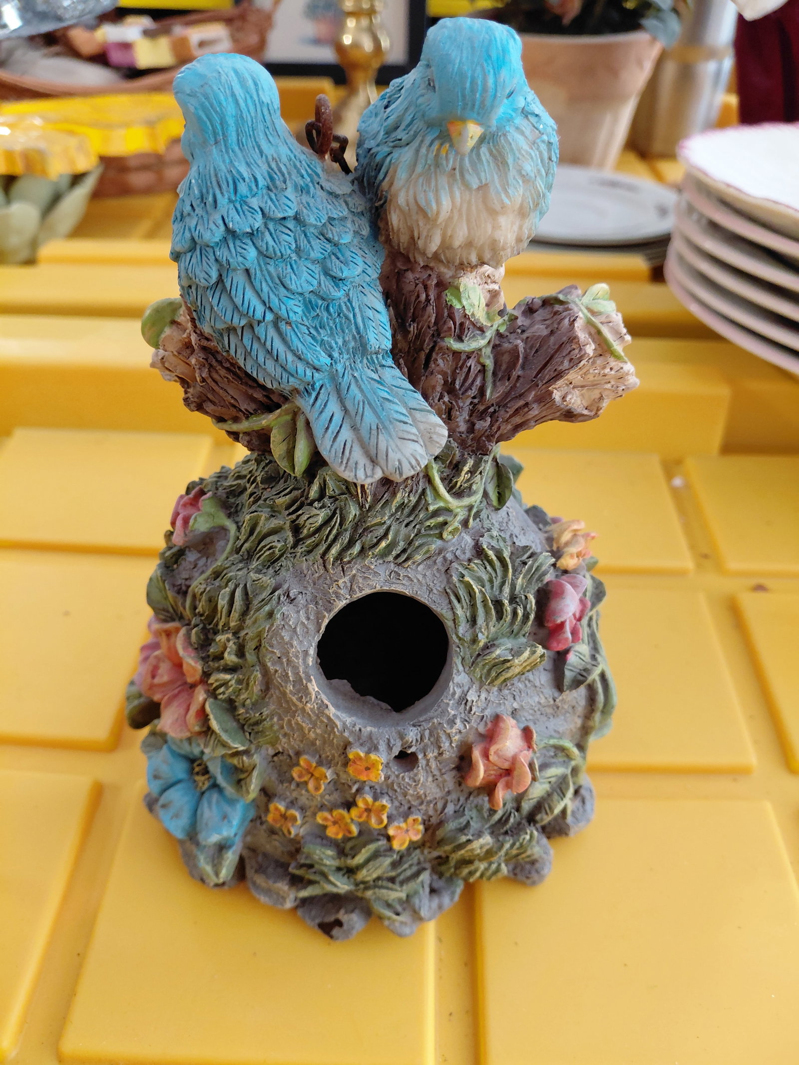 Metal Bird Feeder and Resin Bird House / As seen - 4