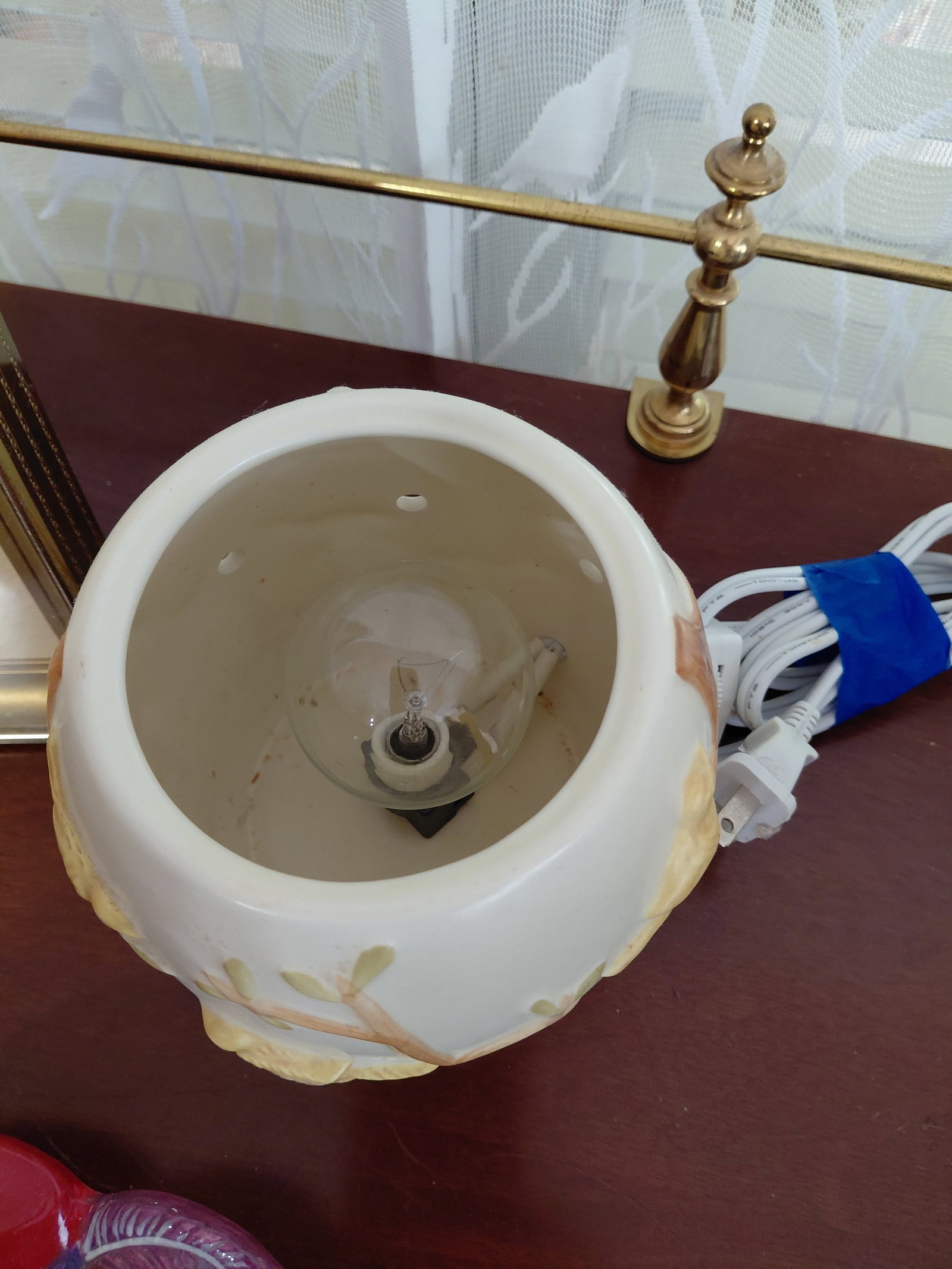 Mixed Lot Decorative items and Wax Warmer - 5