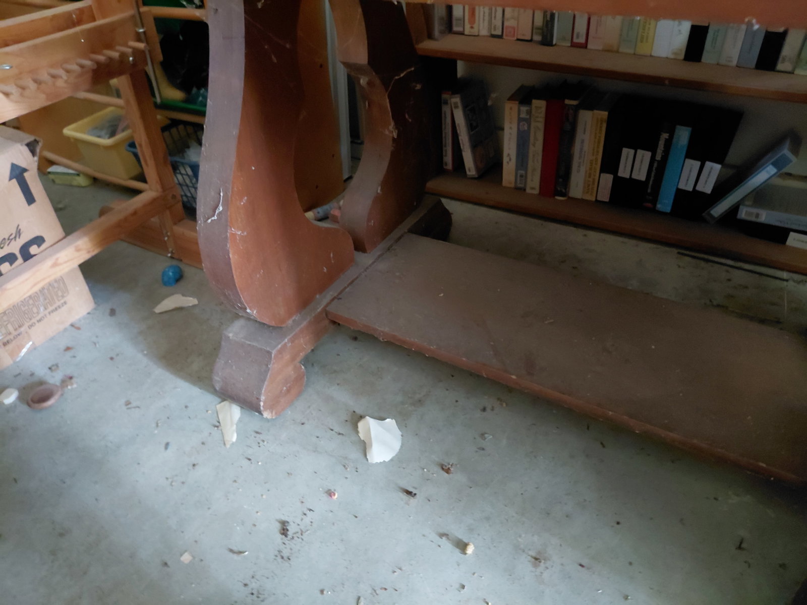 Vintage Library Table / some wear needs good cleaning or refinishsing - 7