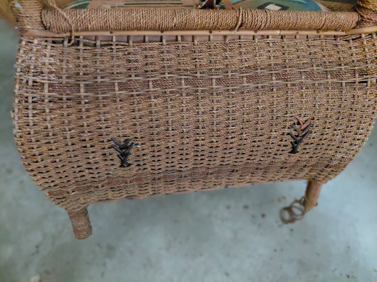 Vintage Wood & Wicker Bench / as seen - 6