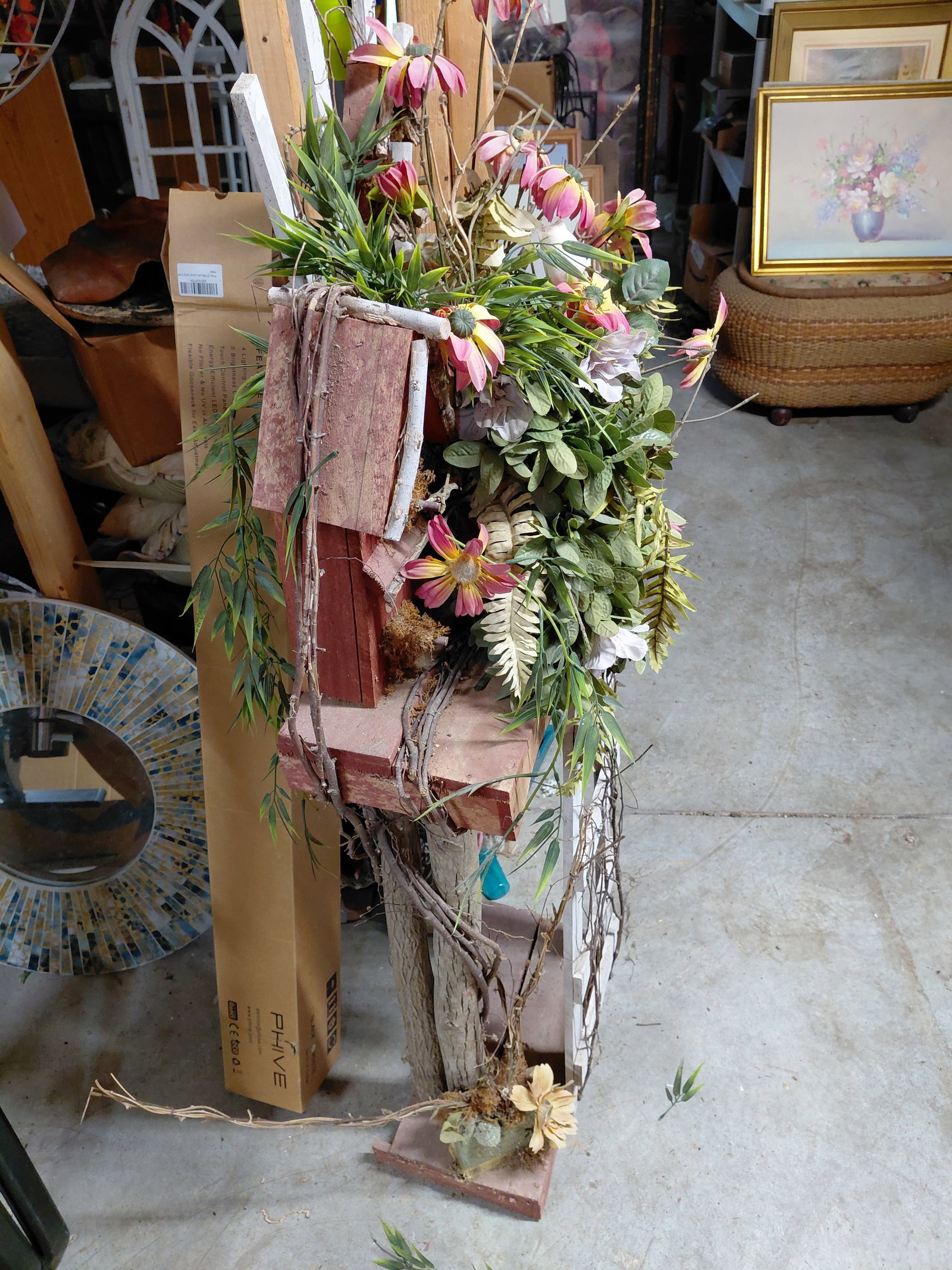 Tall Country Farmhouse Birdhouse Stand - 6