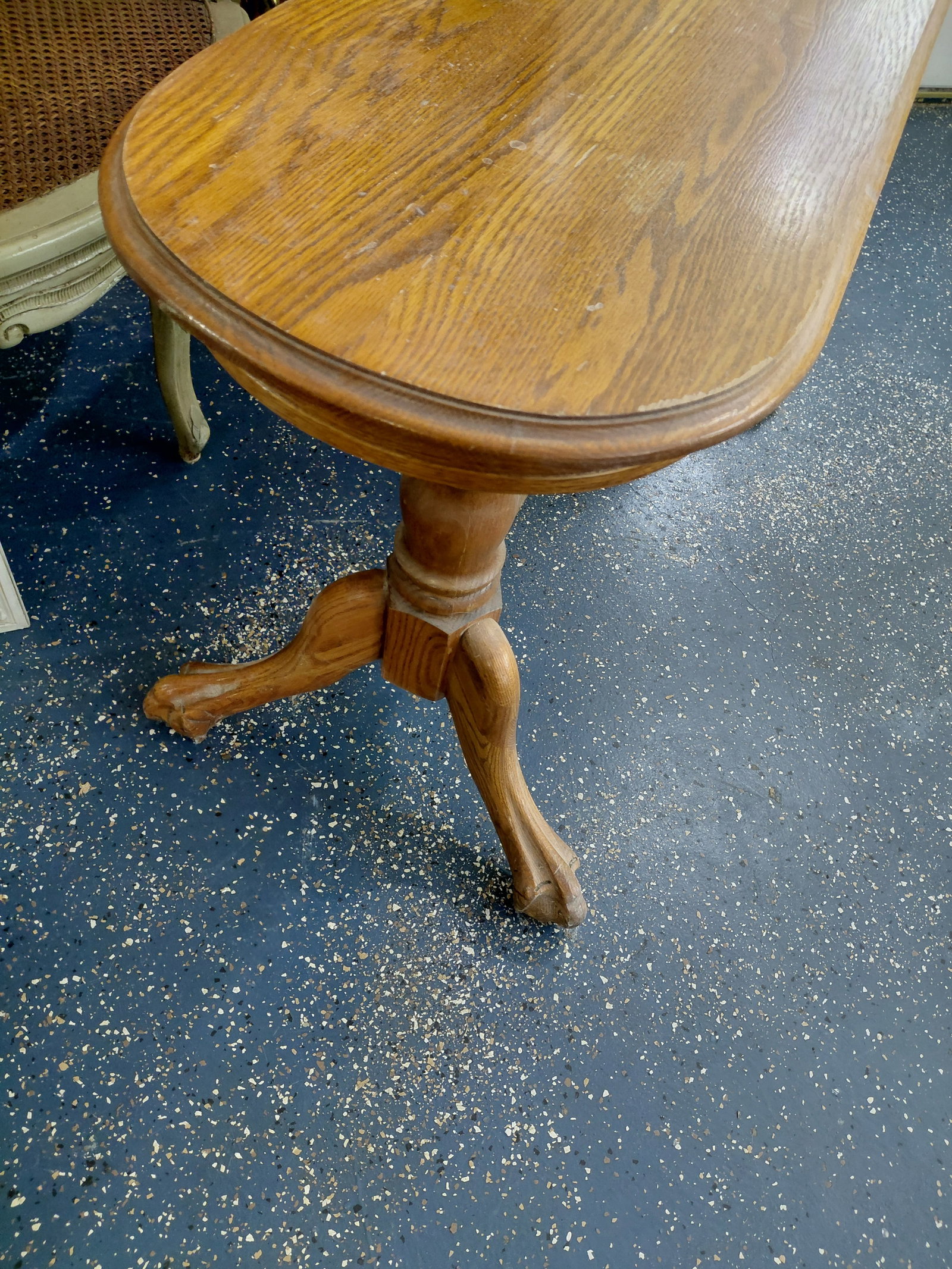Oak Claw Footed Oval Table - 3