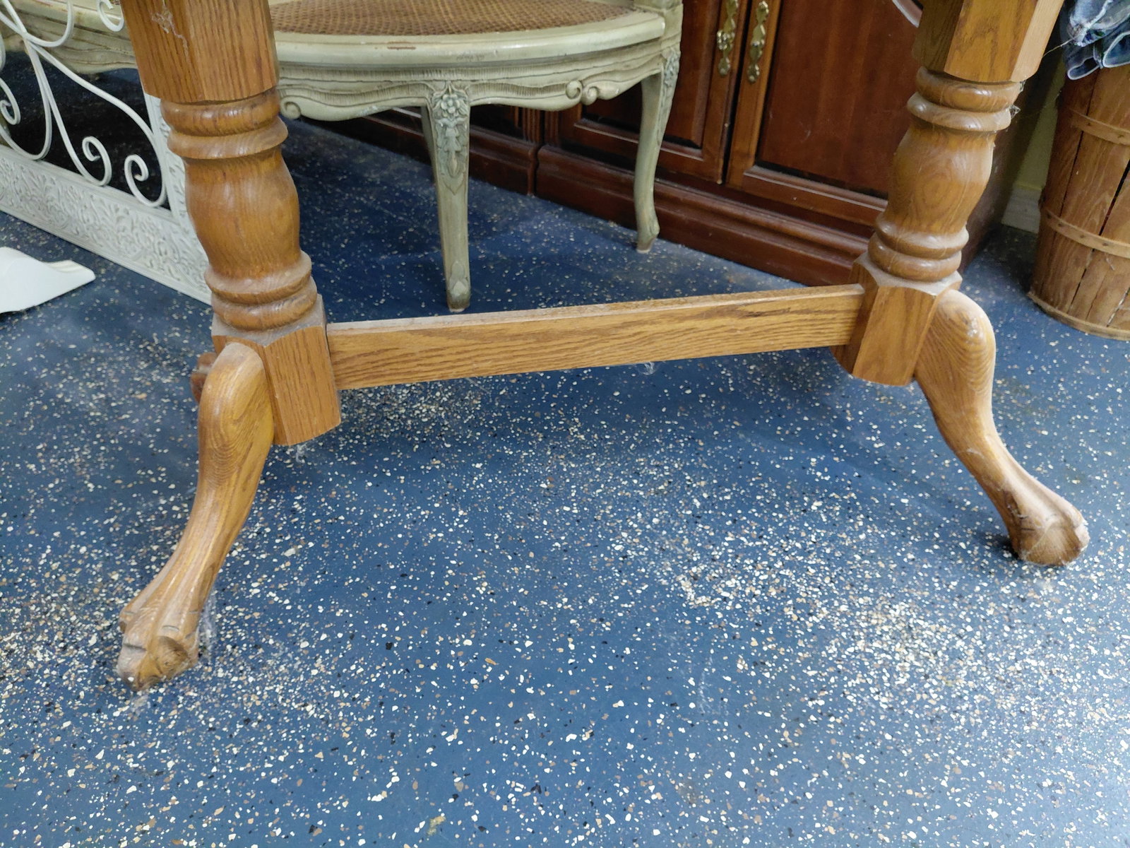 Oak Claw Footed Oval Table - 5