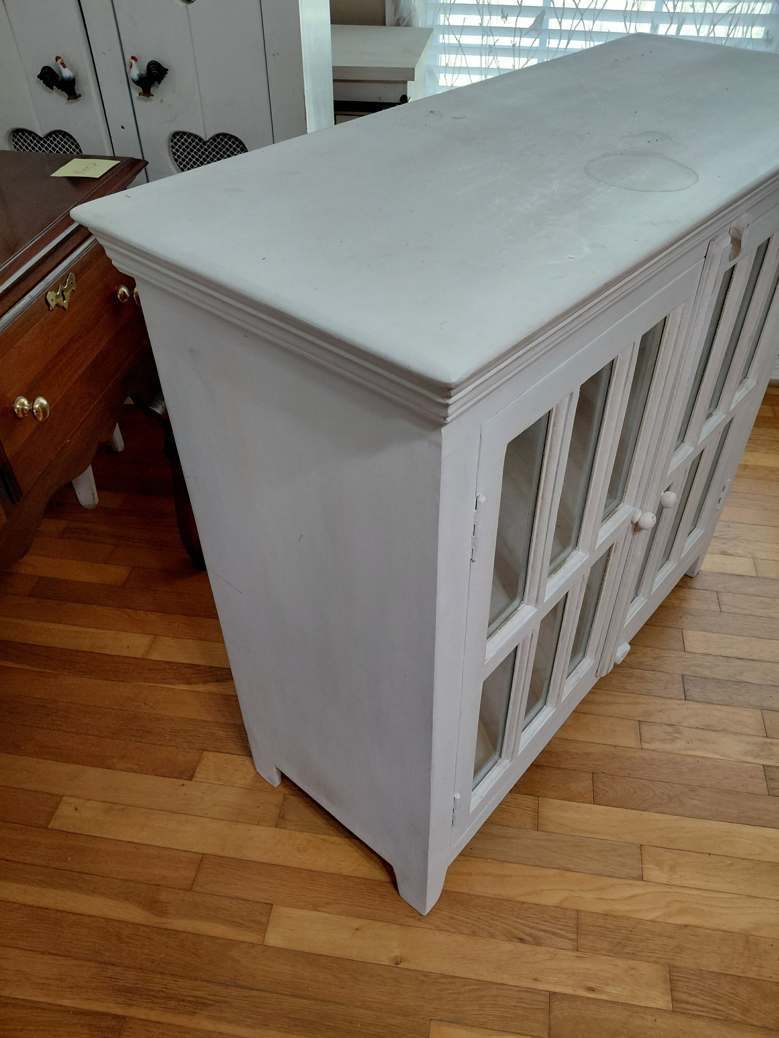 Country Farmhouse Cabinet with Glass Doors - 4