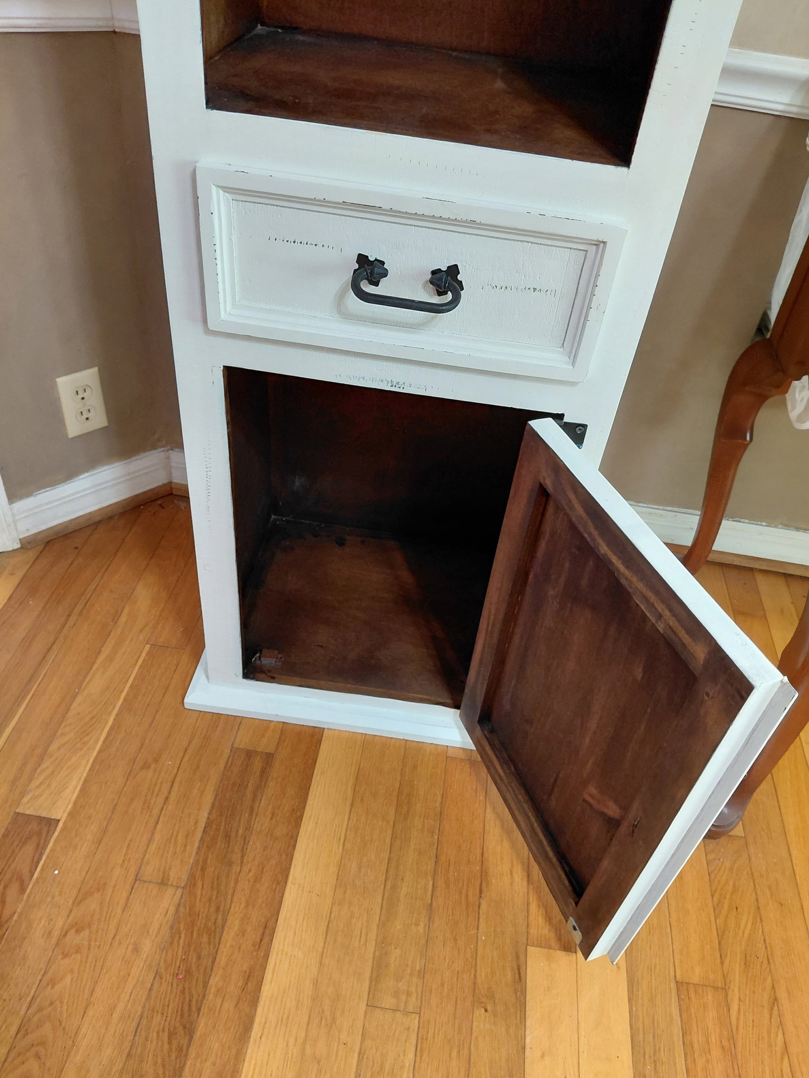 Tall Country Farmhouse Bookshelf Cabinet - 7