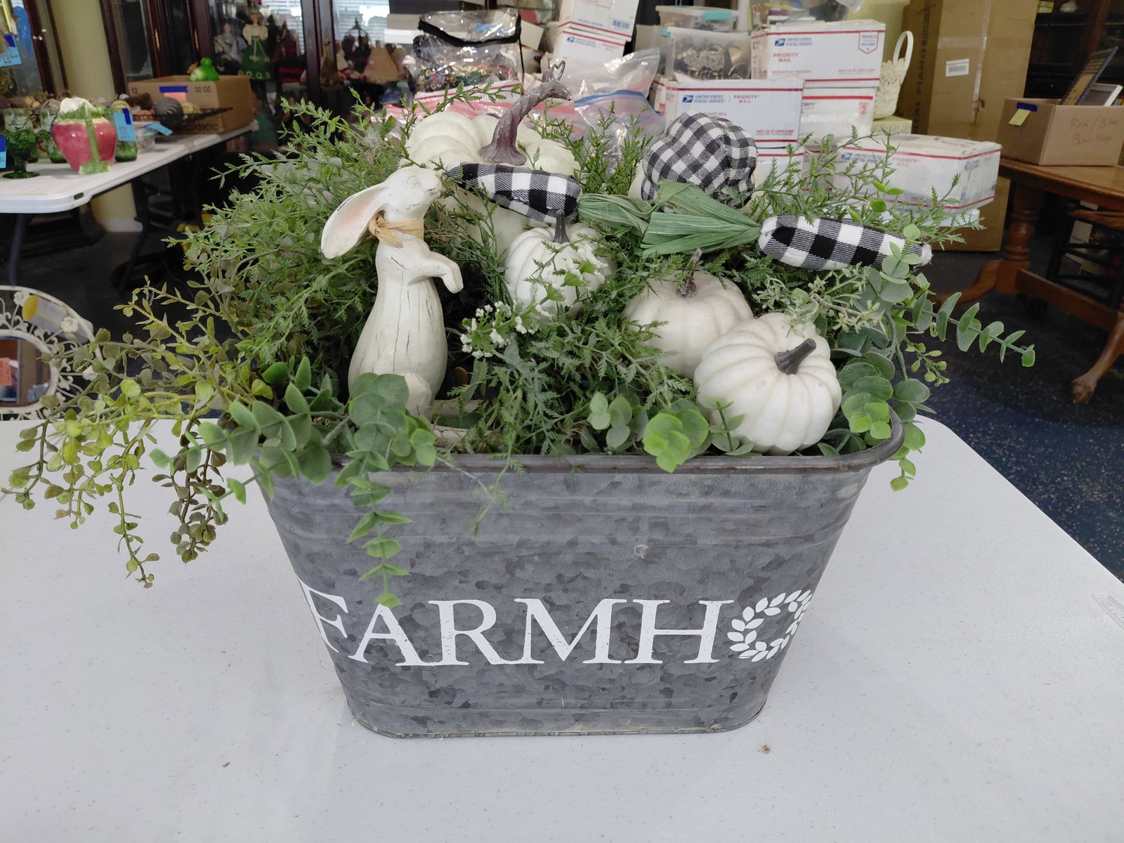 Farmhouse Tin Bucket Planter With Bunnies: Farmhouse Tin Bucket Planter With Bunnies
