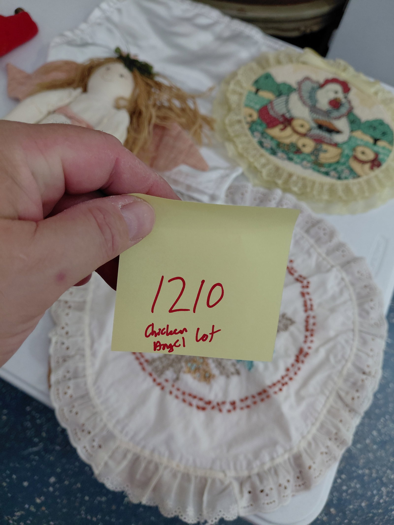 Misc Lot of Decorative Items - 2