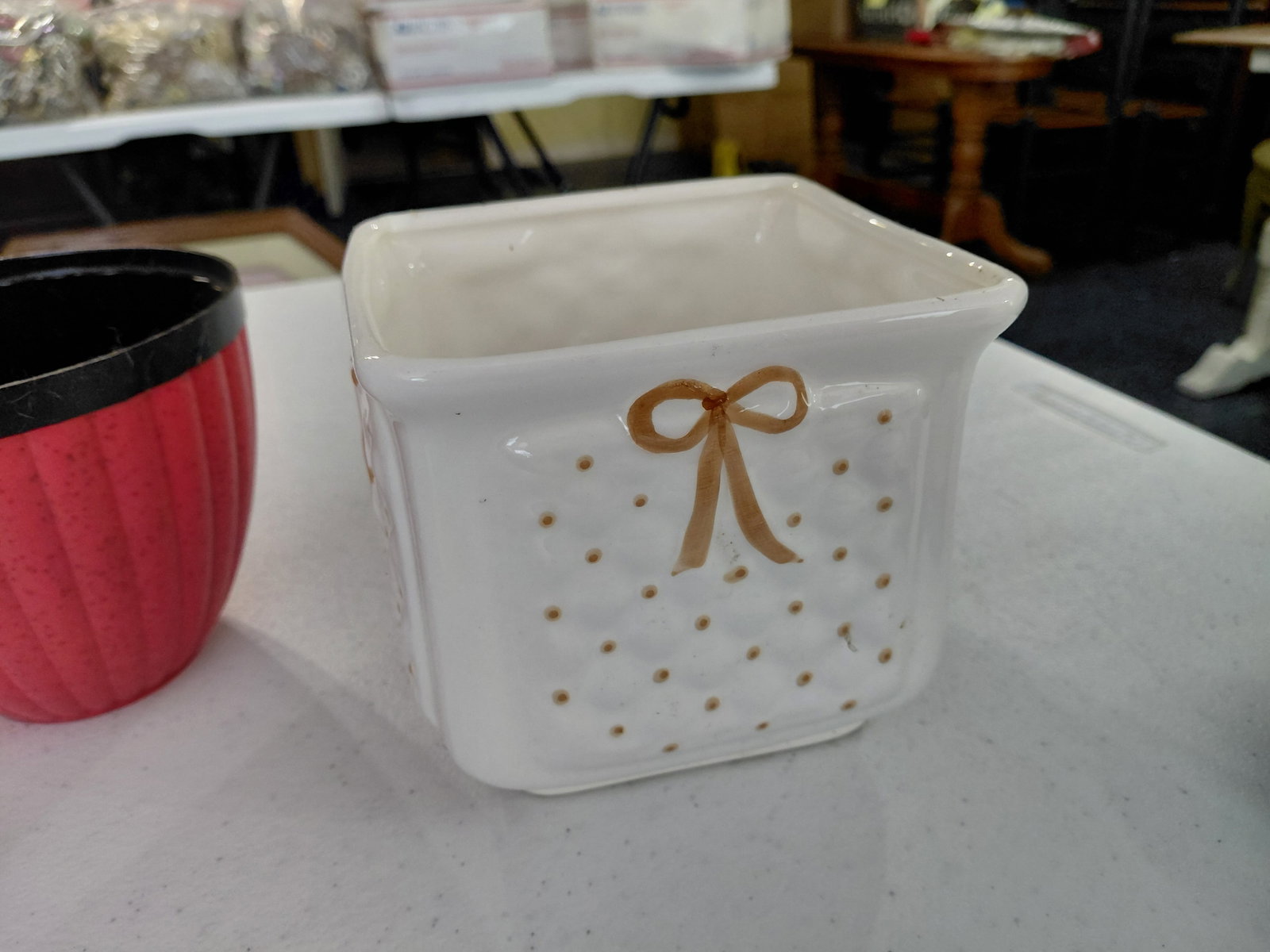 Lot of Small Planters - 4