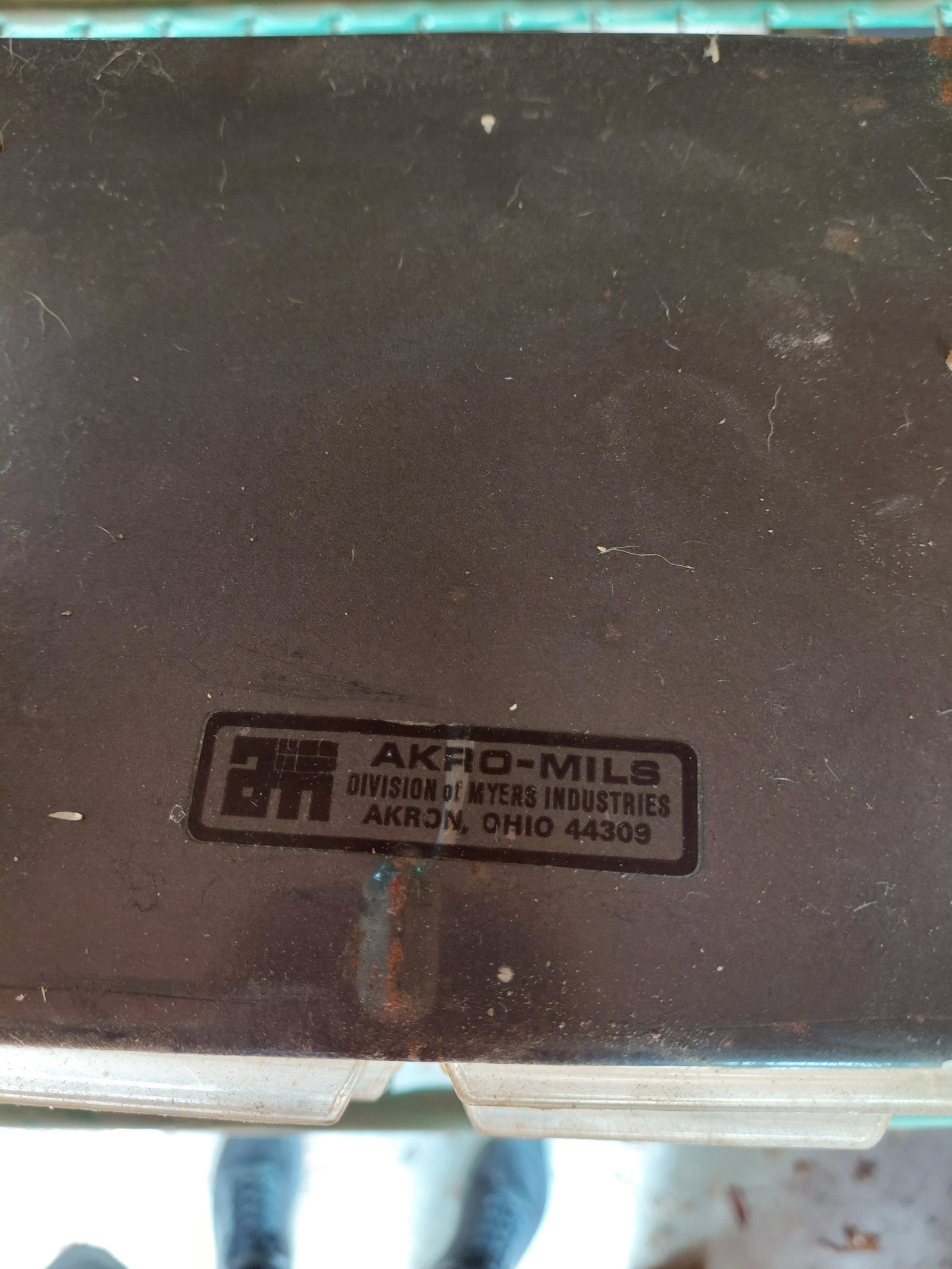 Lot of 2 Akro Mils Metal Drawer Cabinets / need a good cleaning - 9