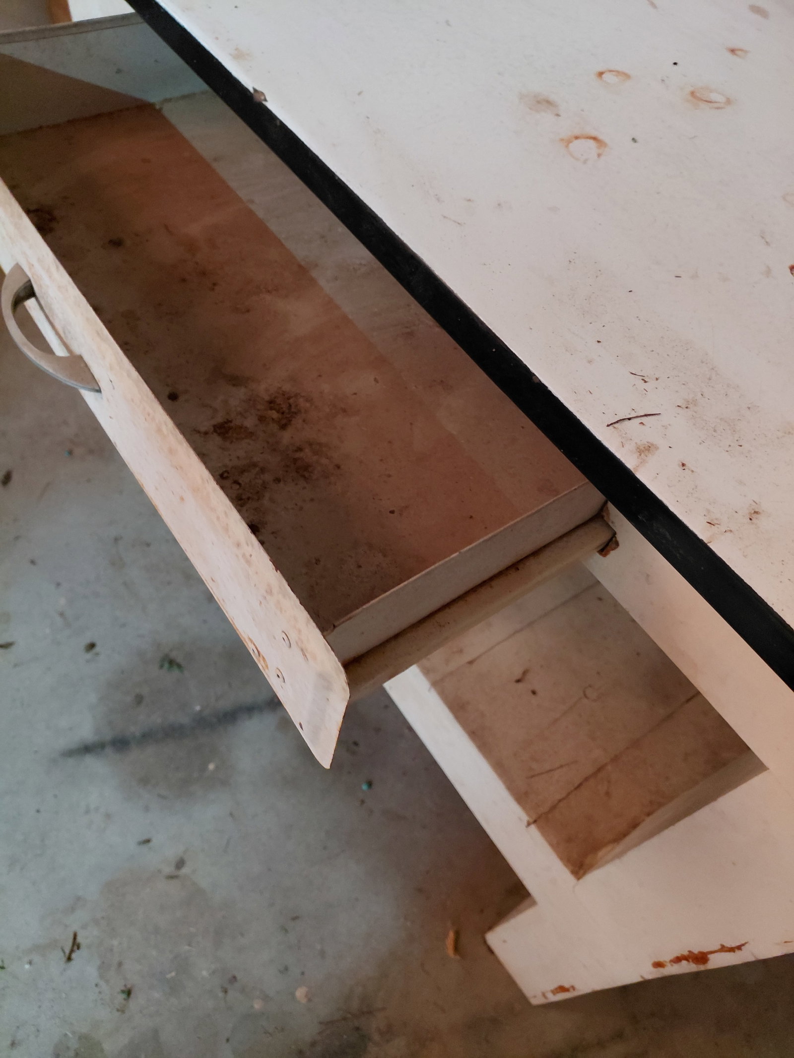 Beautiful Enamel Top Metal Kitchen Table / Some wear as seen - 4