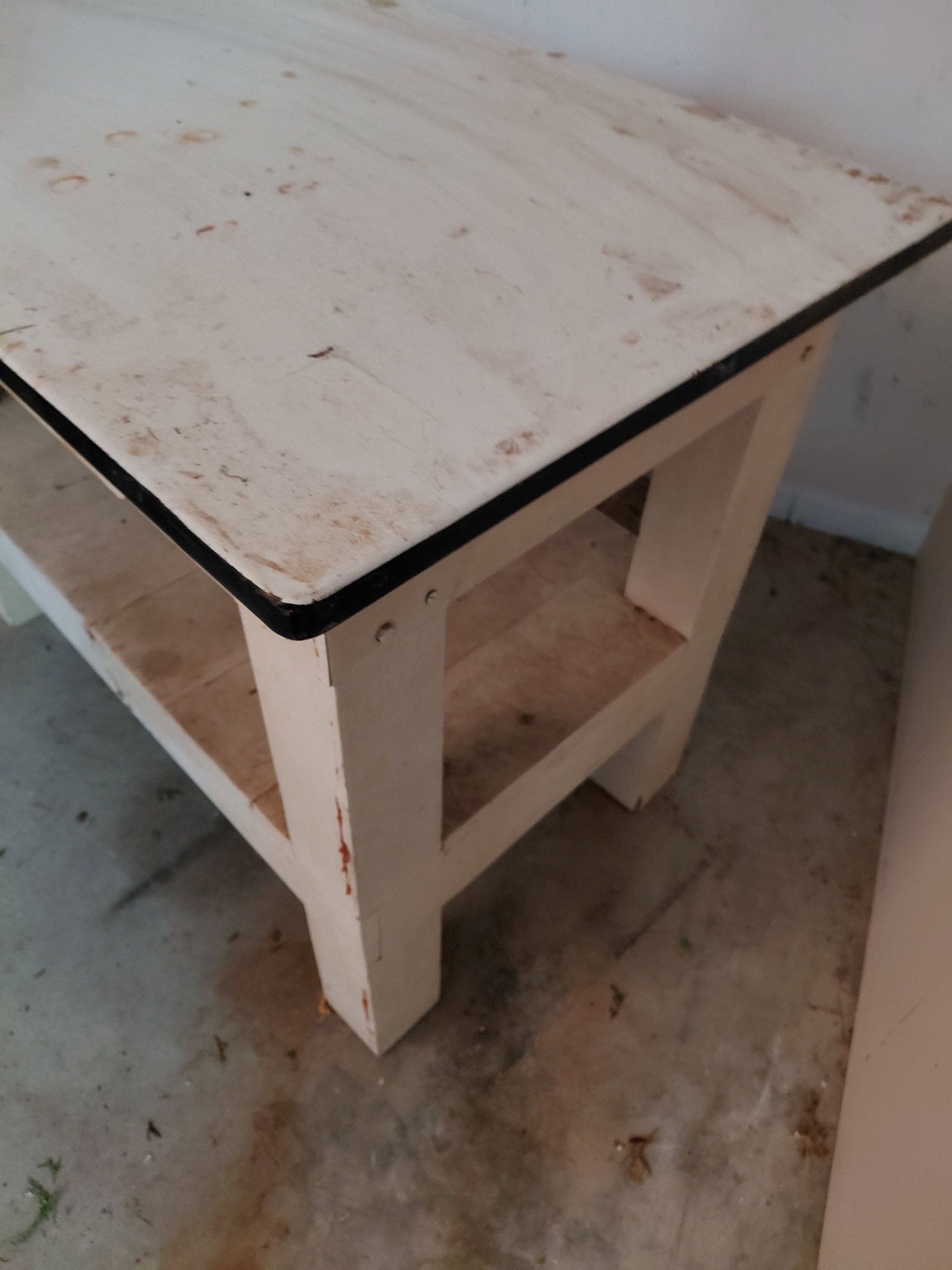 Beautiful Enamel Top Metal Kitchen Table / Some wear as seen - 5