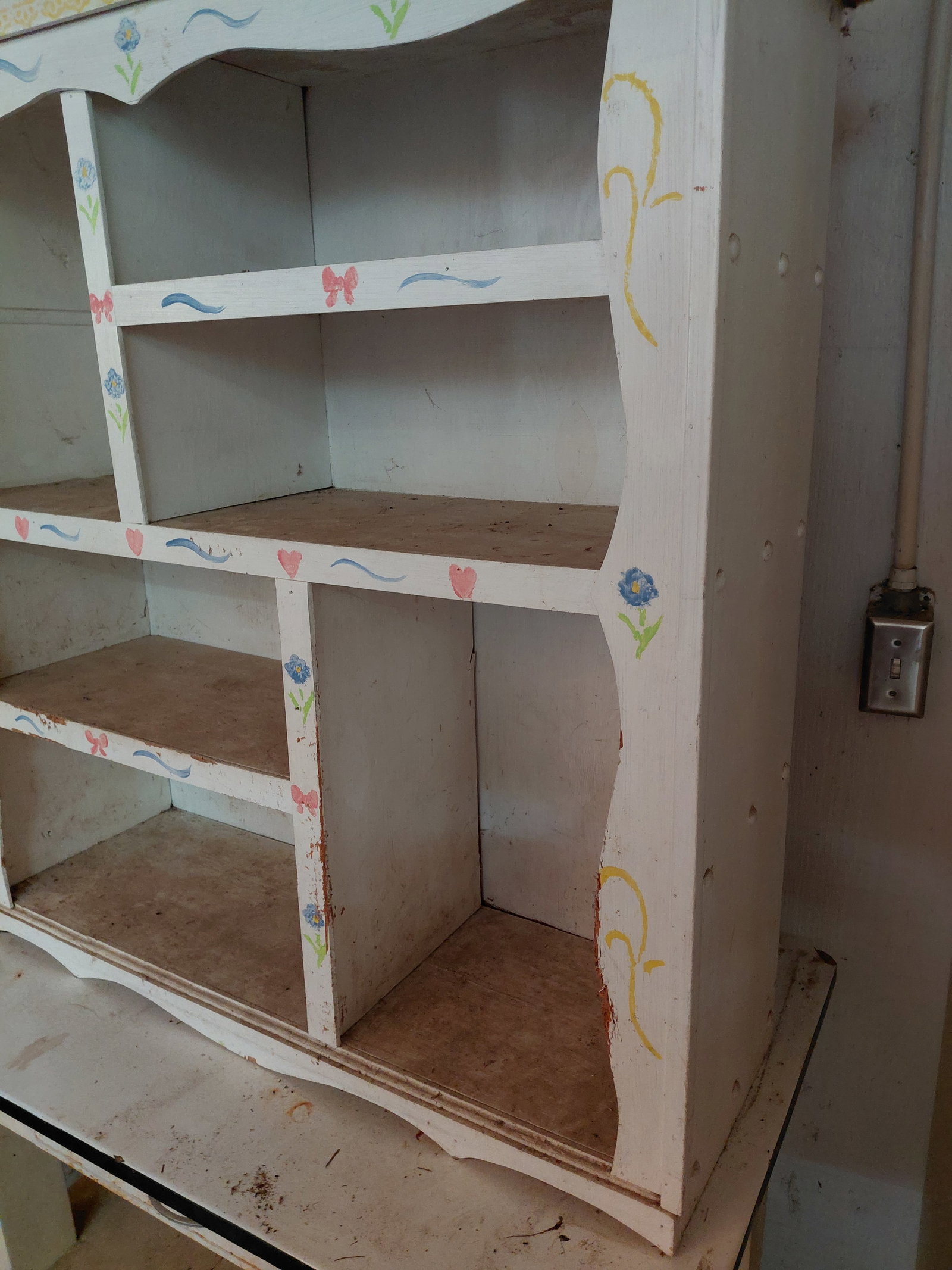 Ornate Country Farmhouse Bookcase / Needs a good cleaning some wear as seen - 4