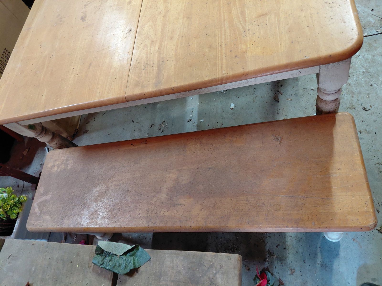 Country Farmhouse Table with 2 benches and 2 Chairs / No leaves / some wear as seen - 11
