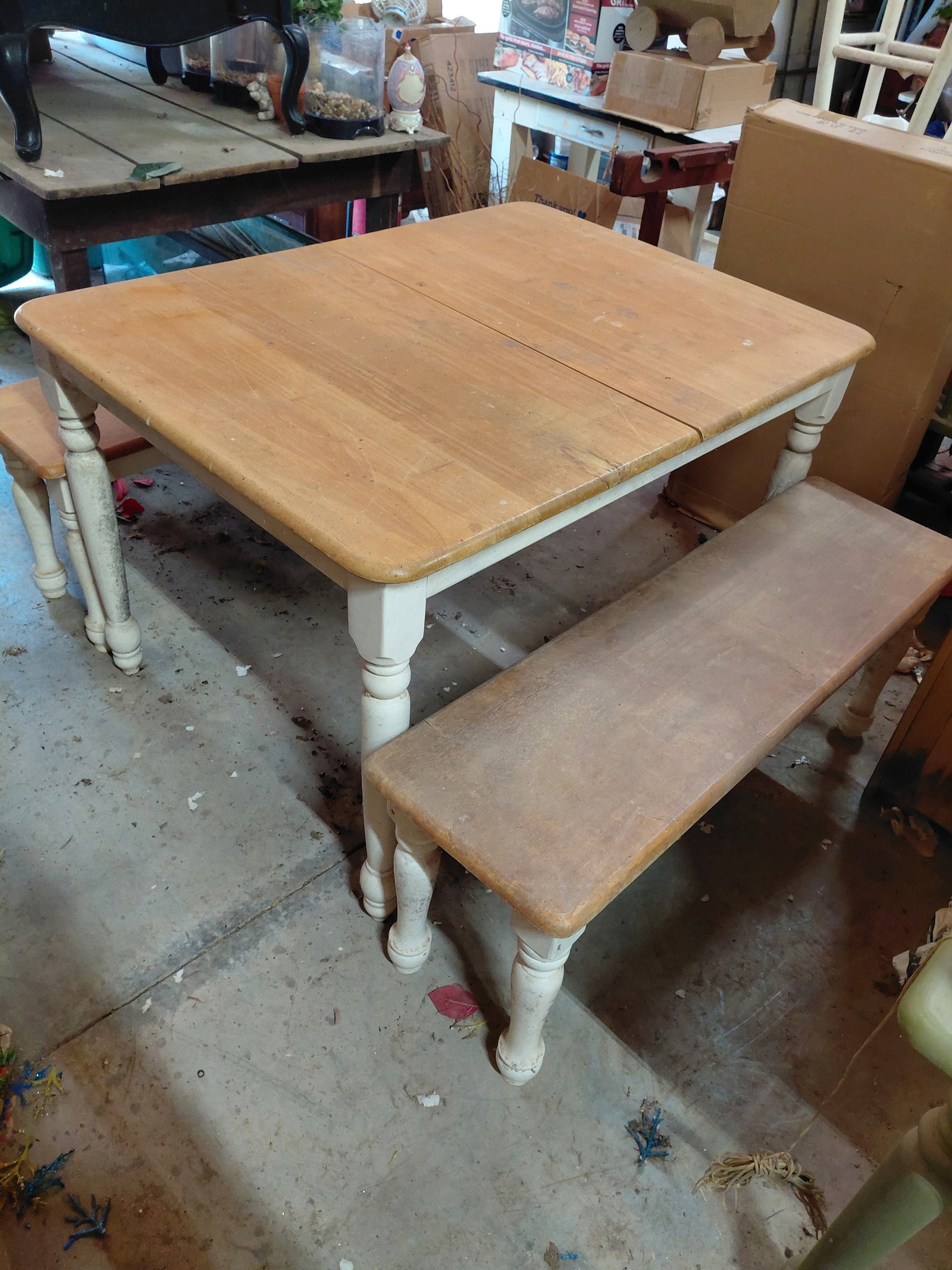 Country Farmhouse Table with 2 benches and 2 Chairs / No leaves / some wear as seen: Country Farmhouse Table with 2 benches and 2 Chairs / No leaves / some wear as seen