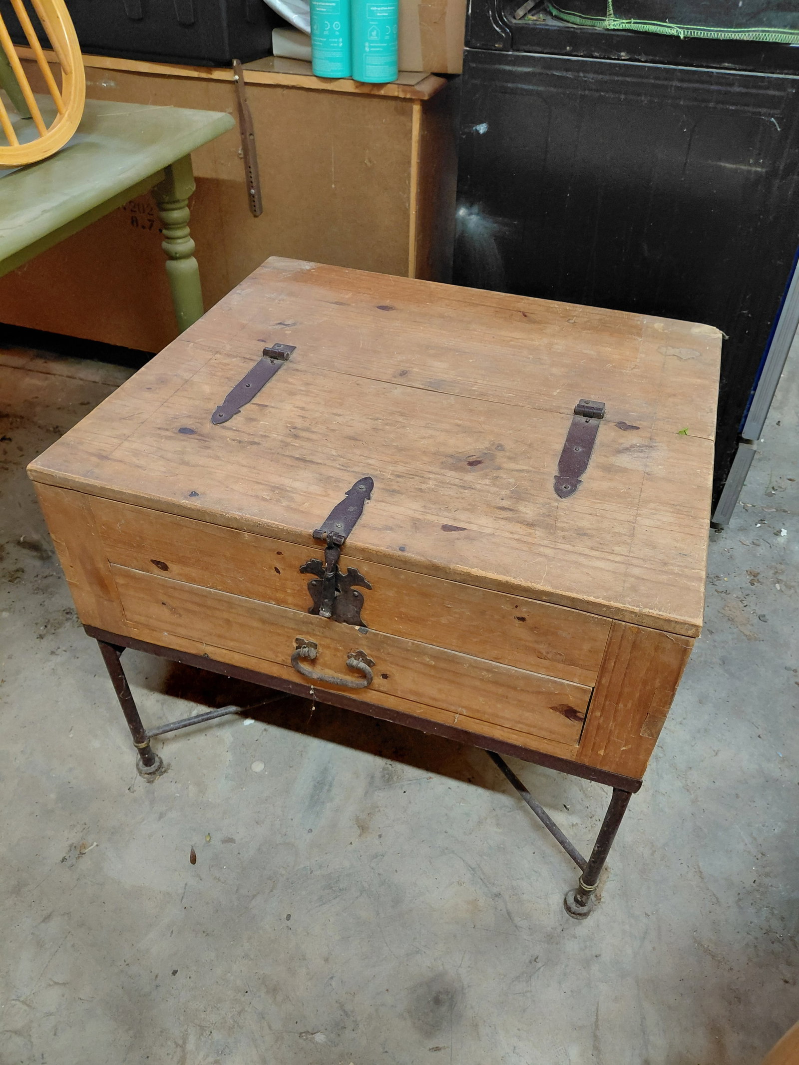 Unique Iron & Pine End Table Cabinet (1 of 8)