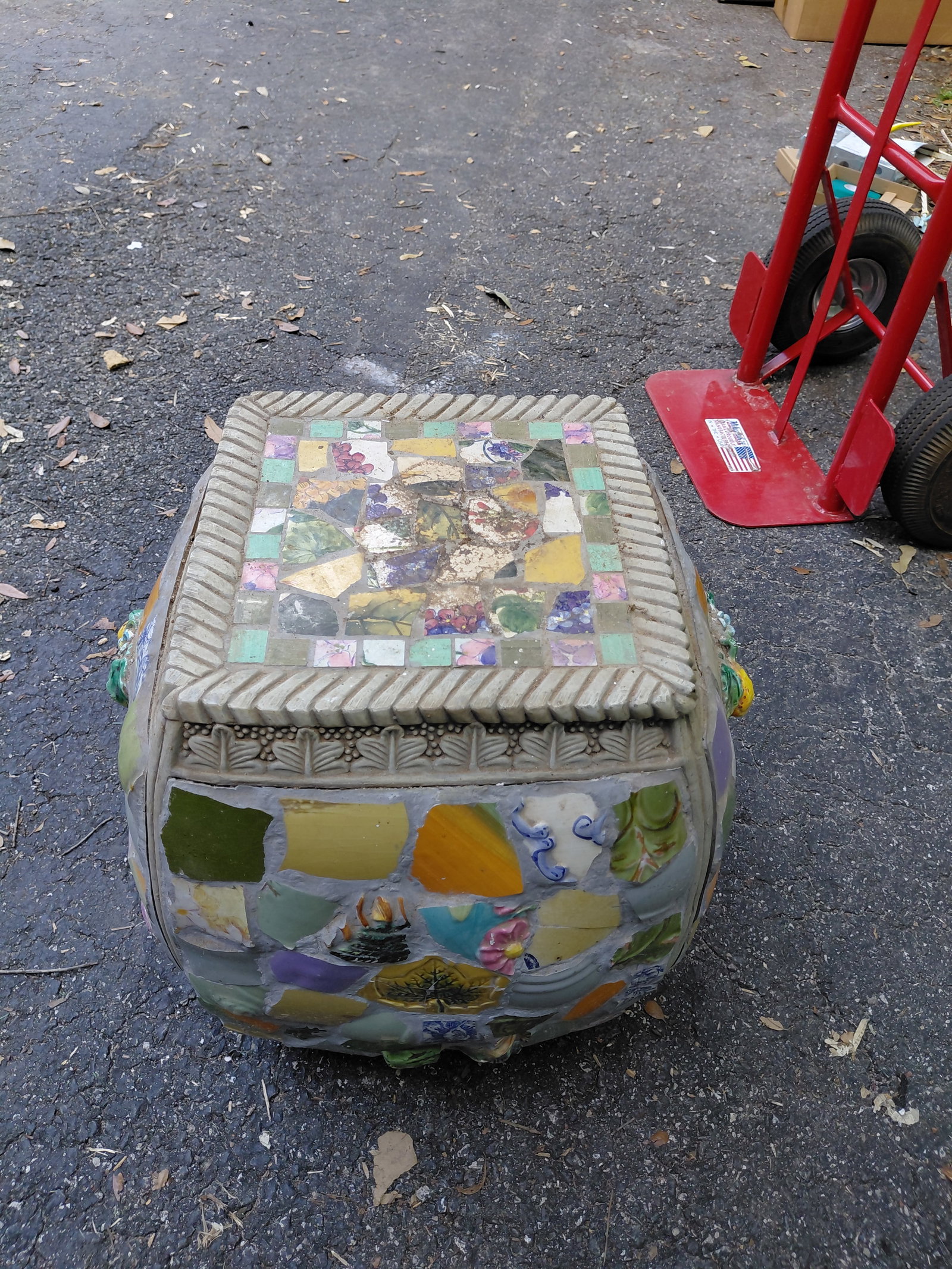 Unique Resin Garden Stand / some seem seperation as seen - 5