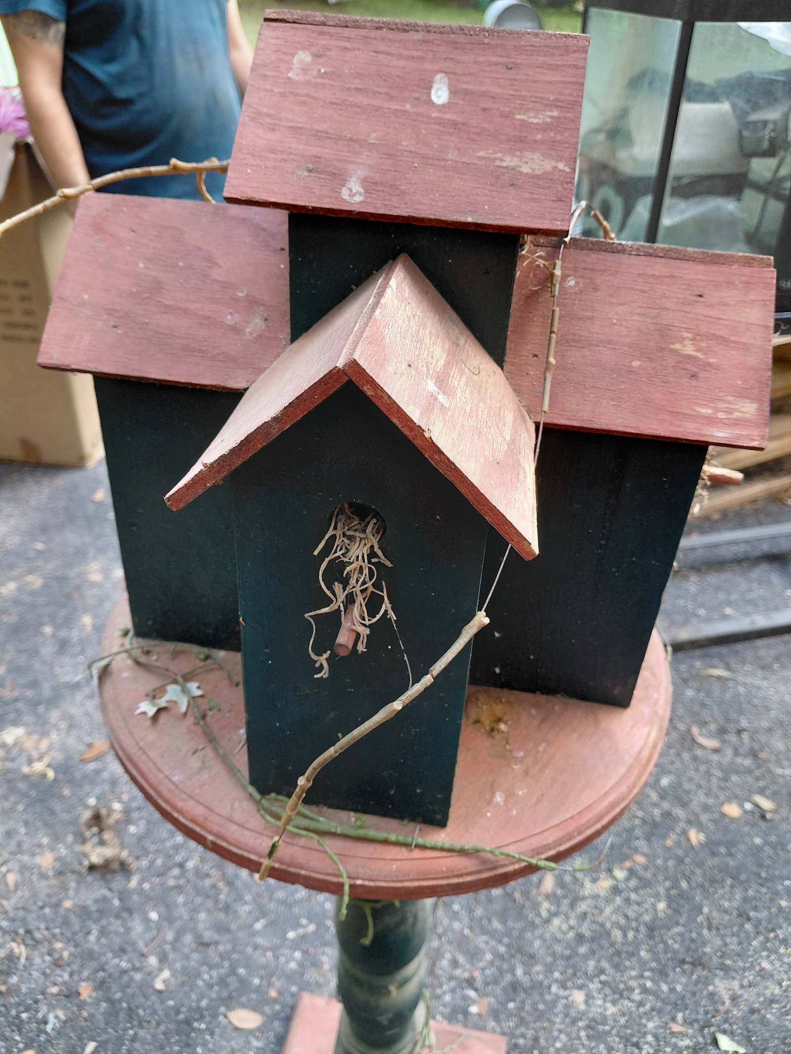 Custom Birdhouse on Stand - 4