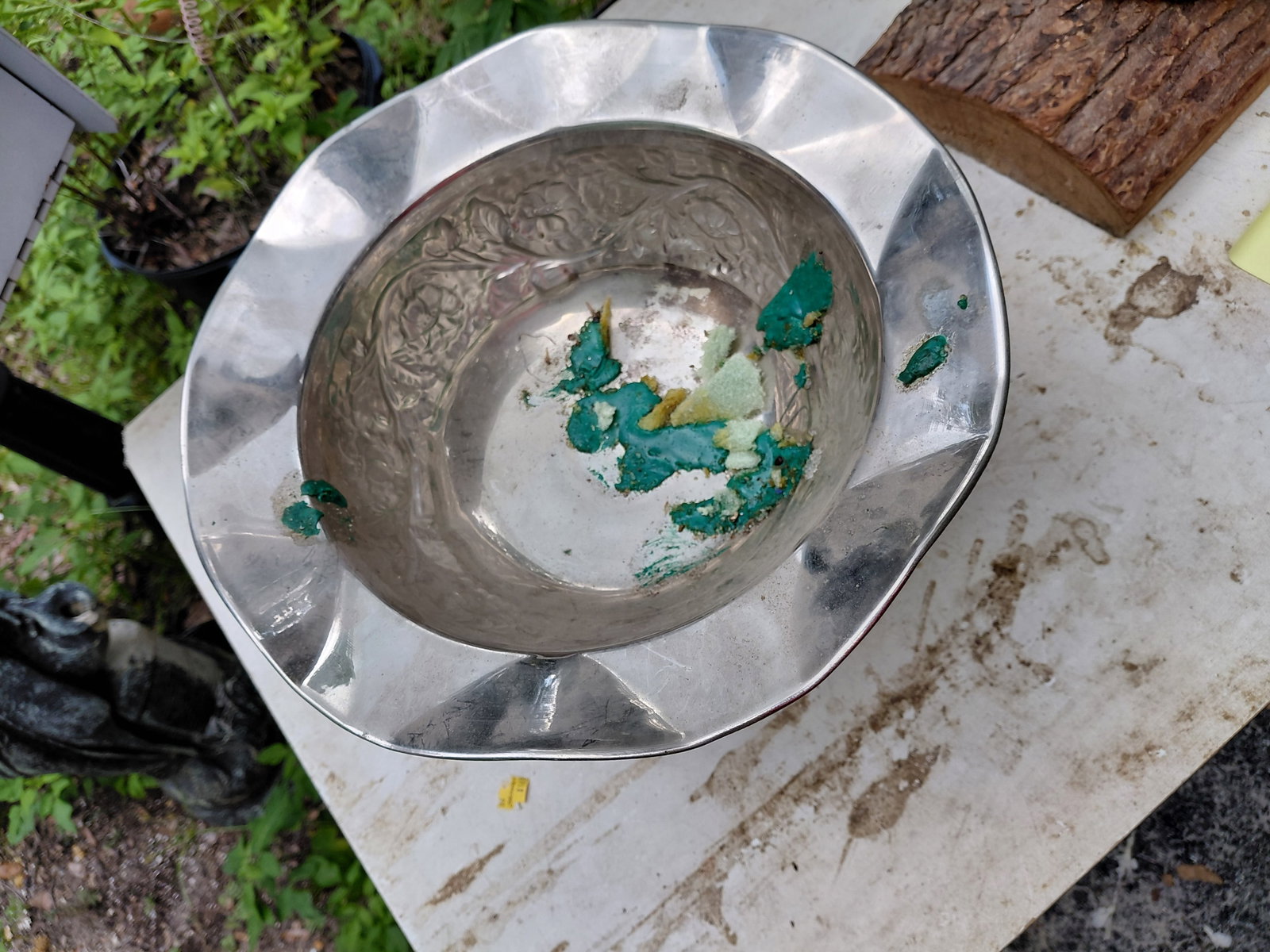 Ornate Metal Fruit Bowl / Used as a Planter Centerpiece so has green foam holder inside as seen - 4