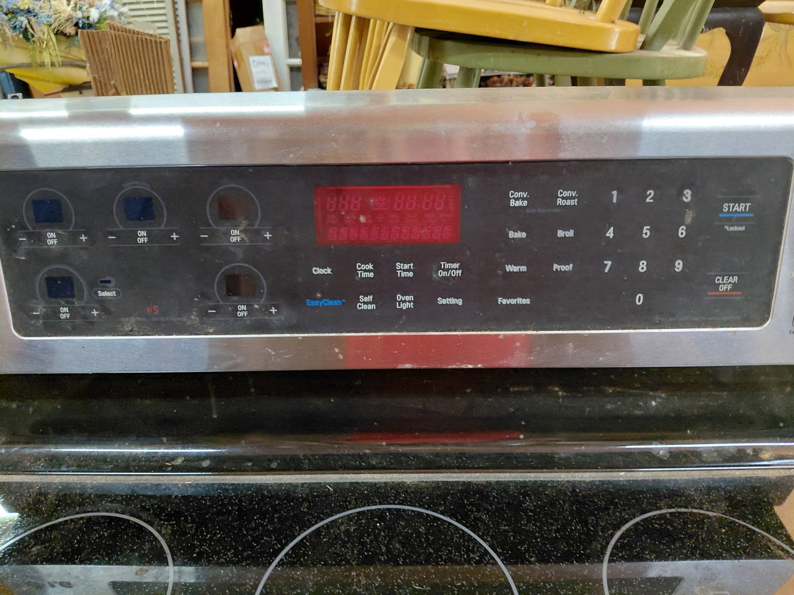 LG Electric Stove / Owner said it works / comes with 72 hour warranty / will need a cord as they - 3