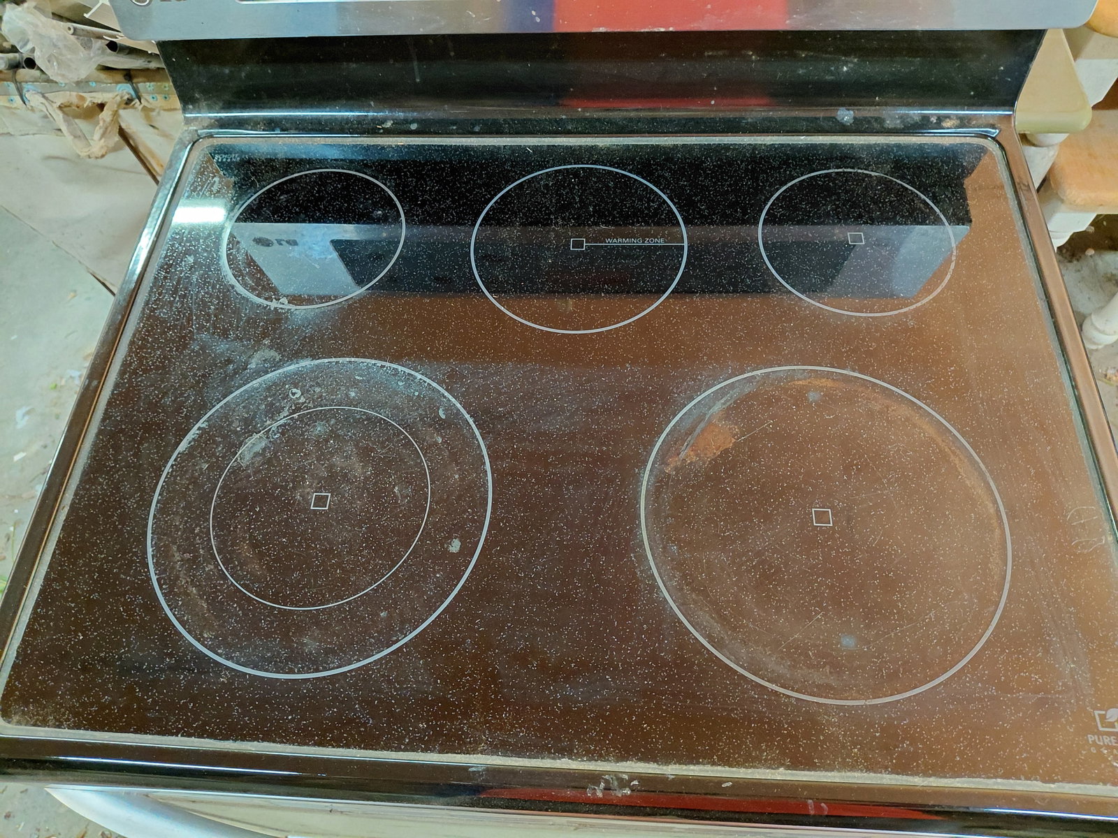 LG Electric Stove / Owner said it works / comes with 72 hour warranty / will need a cord as they - 4