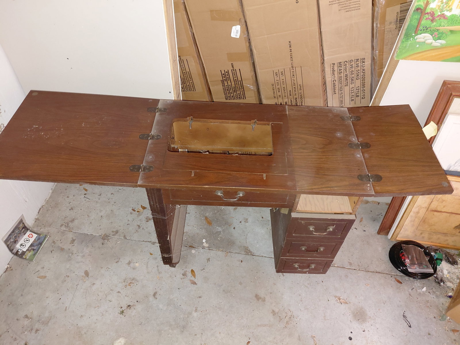 Sewing Machine Cabinet / missing drawer as seen - 3